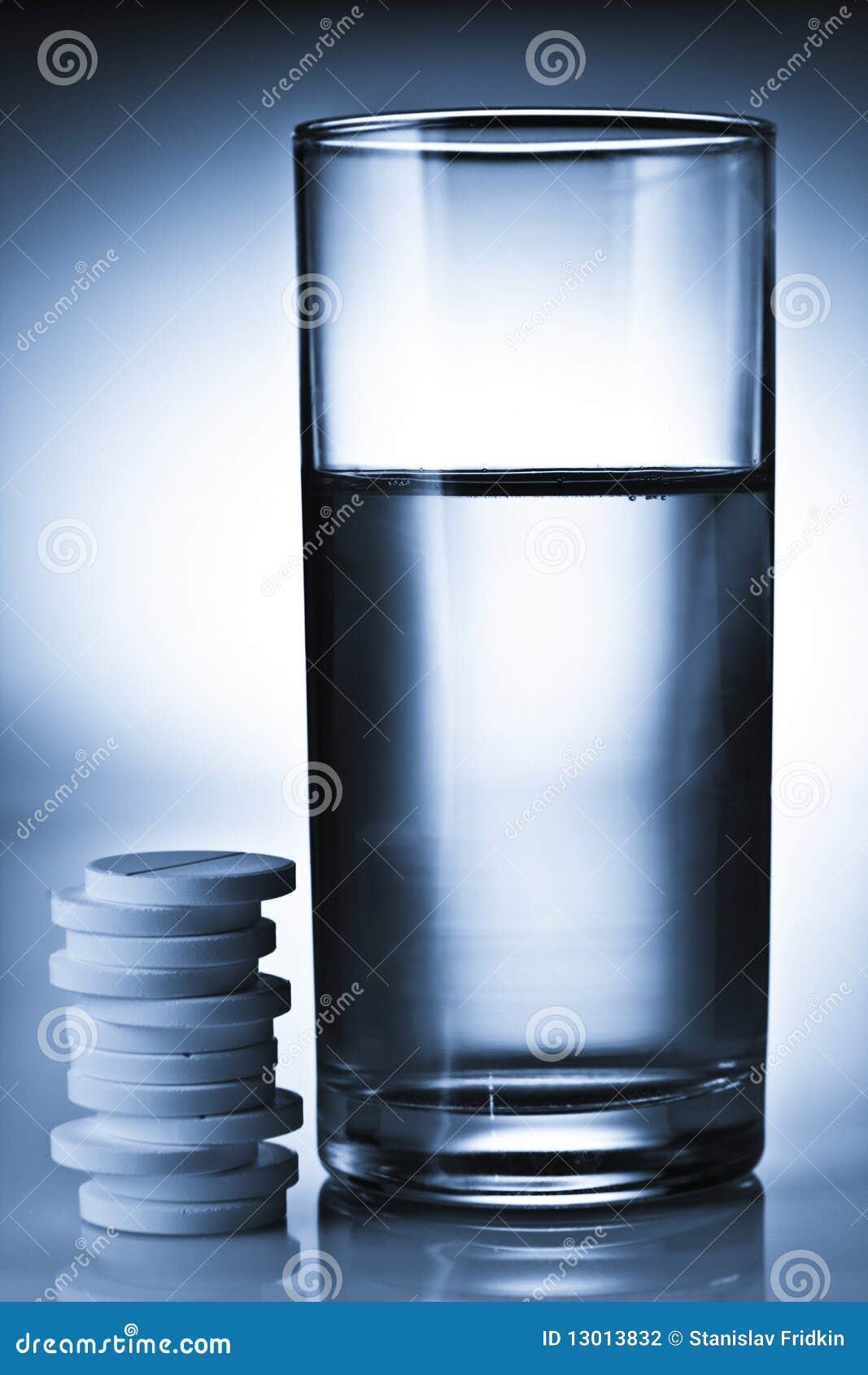 Pills and water stock photo. Image of glass, cool, aspirin 13013832