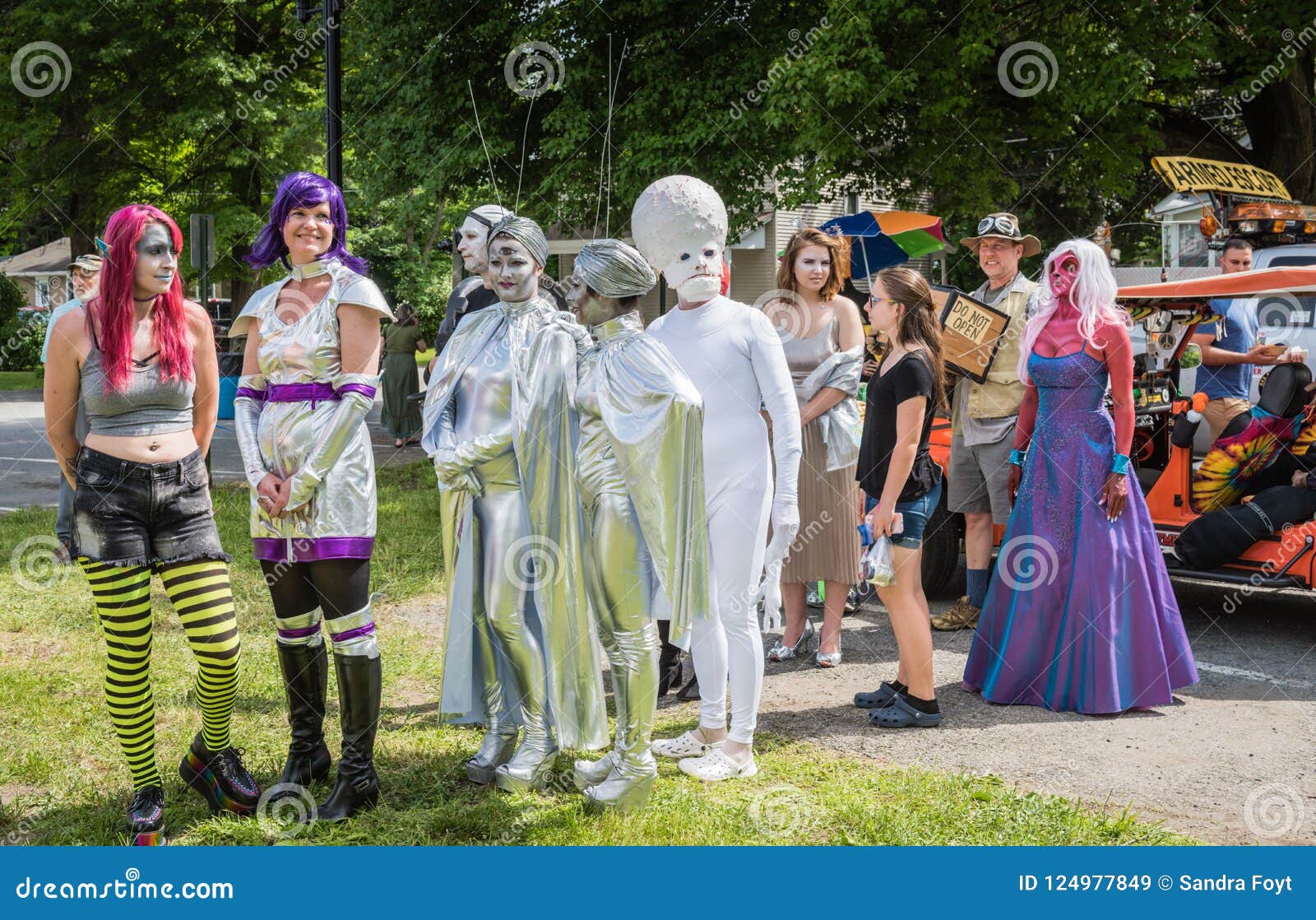 Pine Bush UFO Fair Alien Pagent Editorial Stock Image - Image of ...
