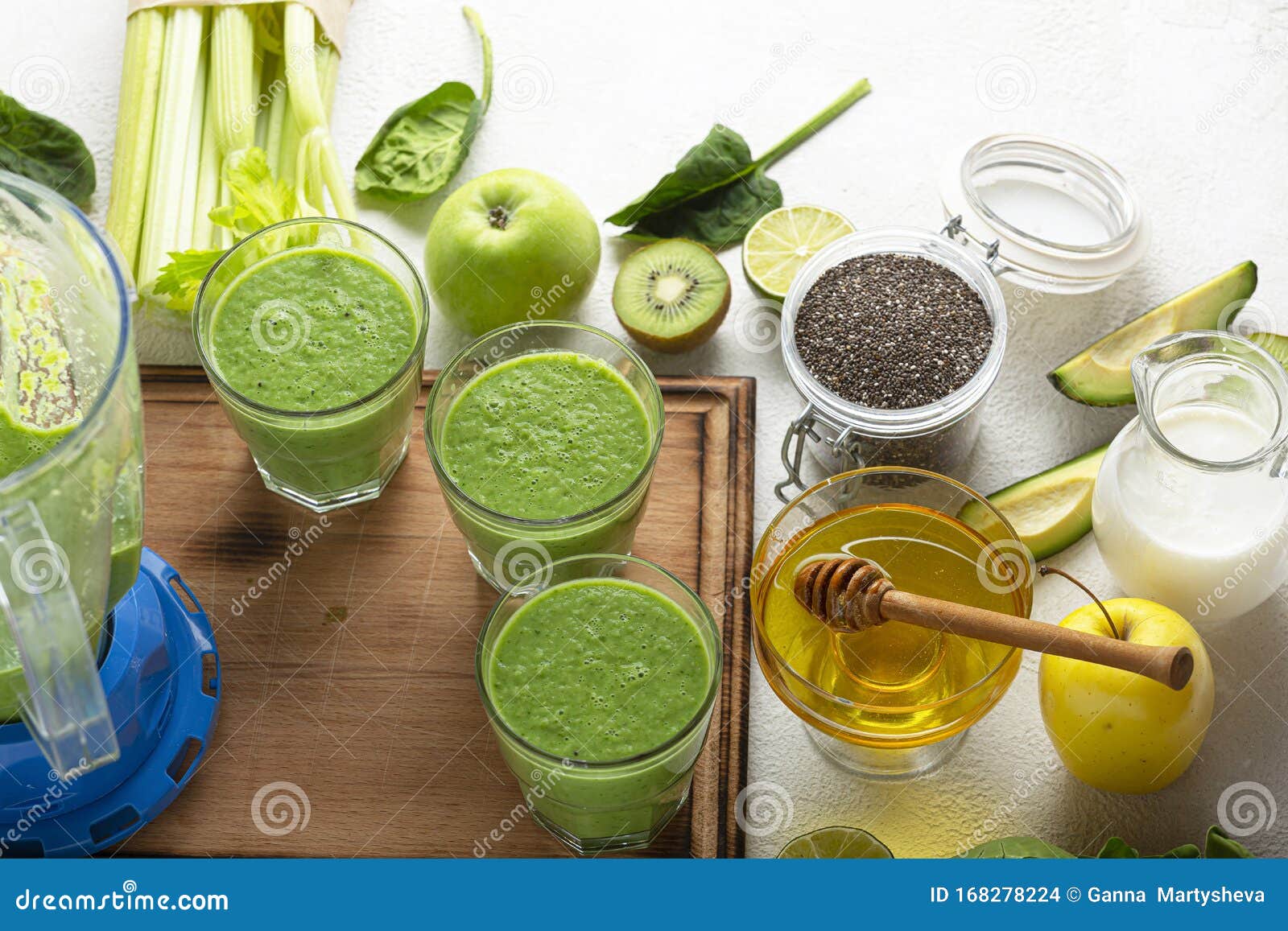 Pineapple Juice, Vegetable Smoothie, Celery Juice Recipe, Juice, Smoothie Drink, Avocado Stock Photo - of cocktail, blended: 168278224