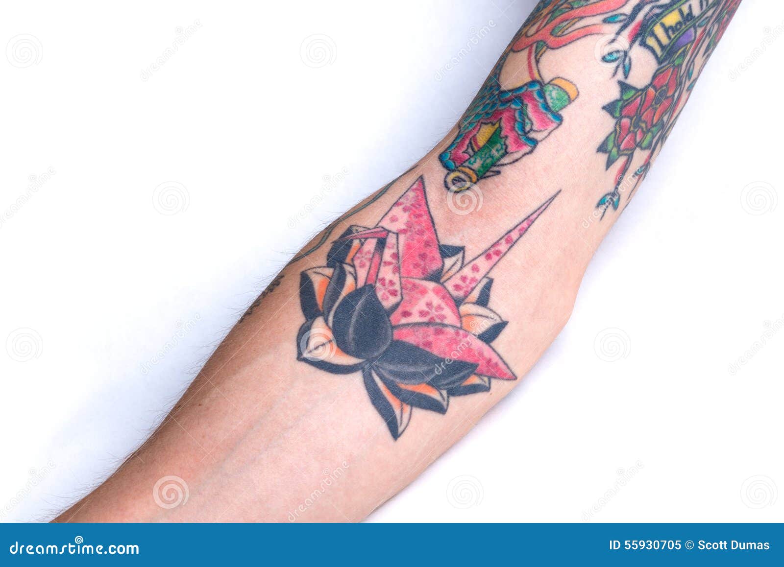 tattoo origami - Recherche Google | Origami tattoo, Tattoos, Sleeve tattoos