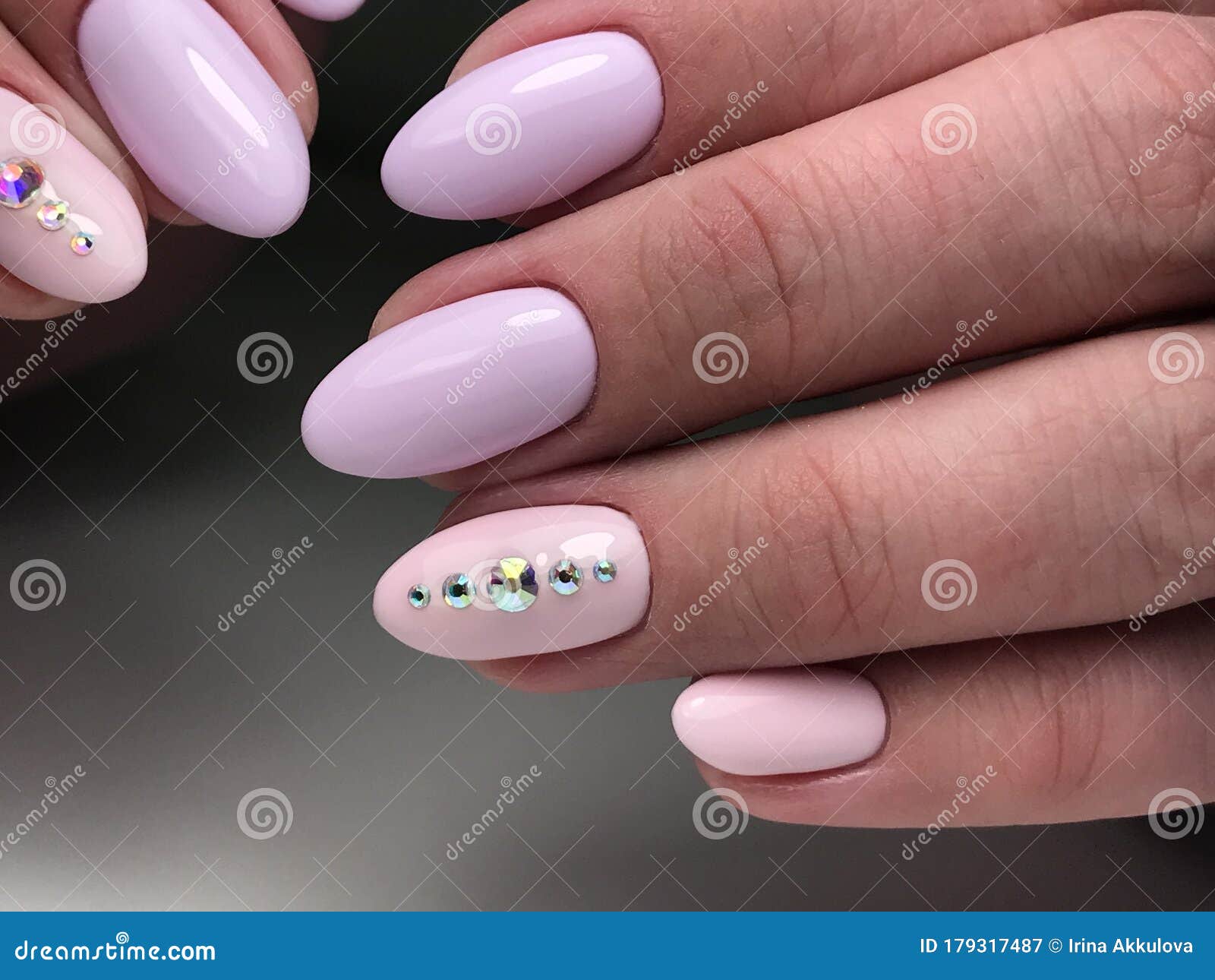 Light Pink Marble Nails: 30+ Pretty Designs For Feminine Manicures