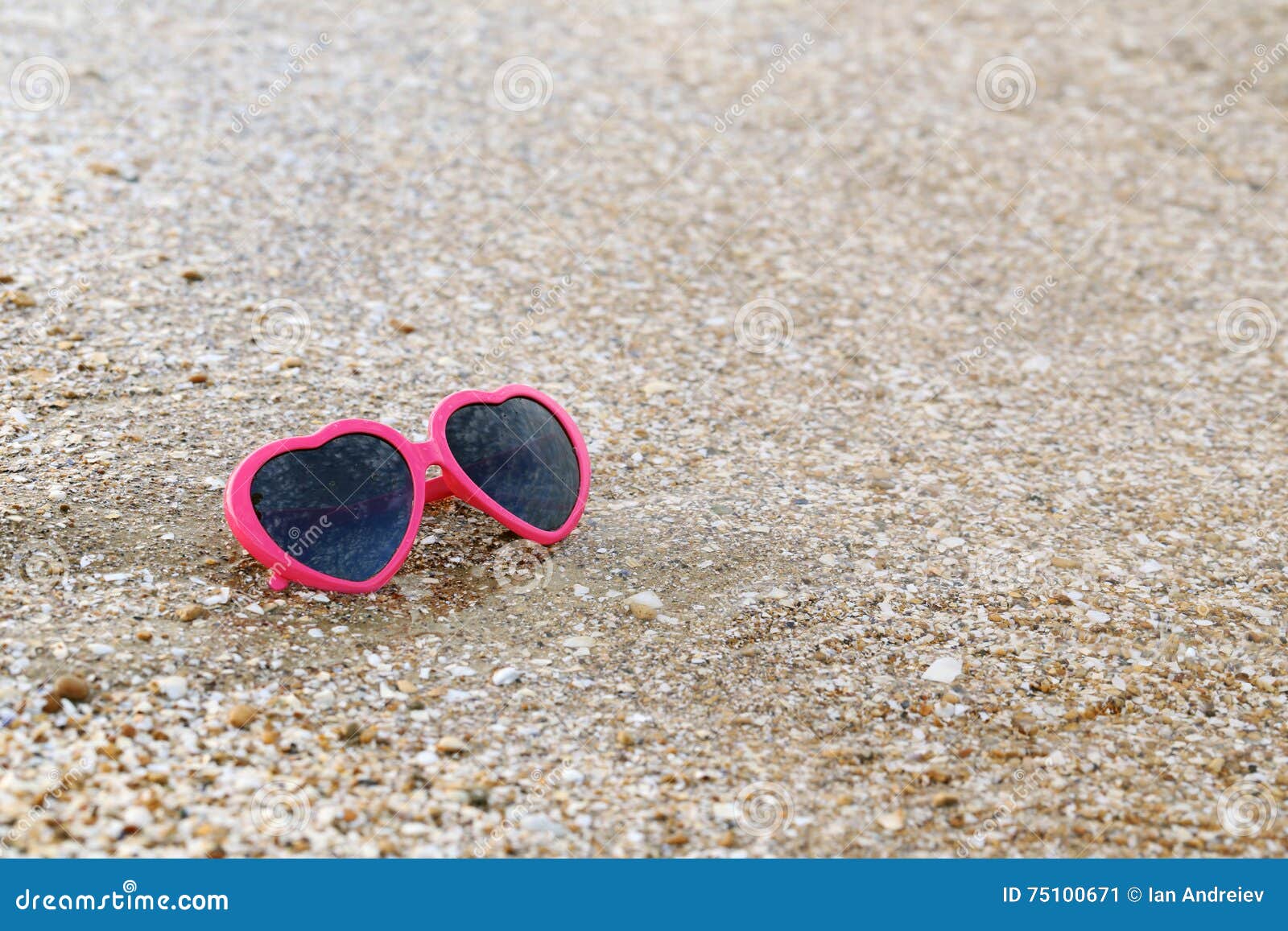 Pink sunglasses stock image. Image of gloss, protection - 75100671