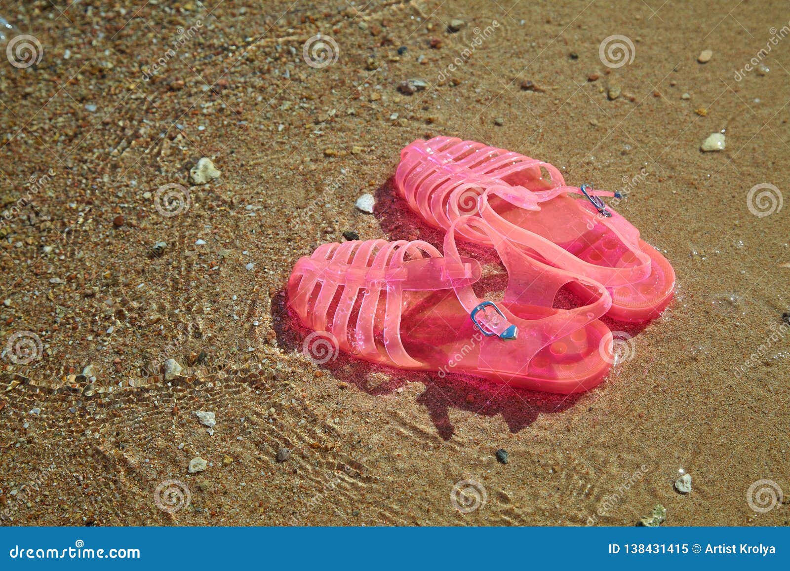 ladies jelly beach shoes