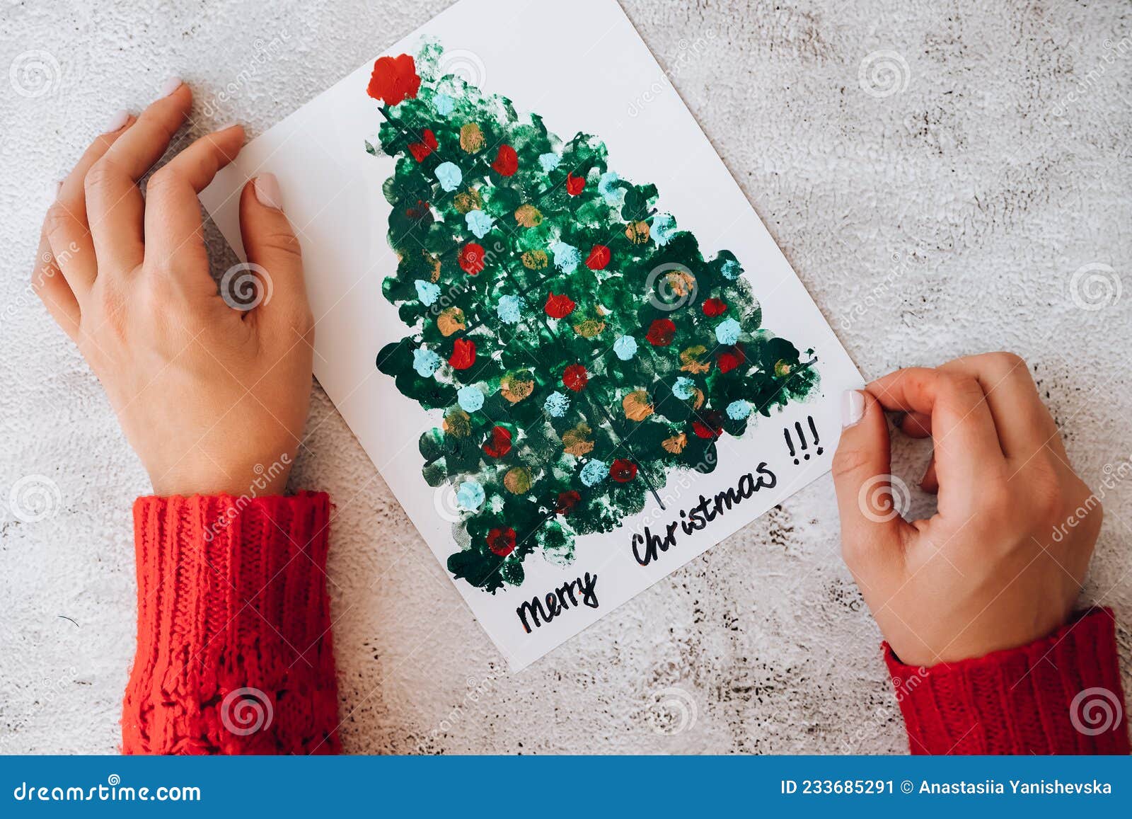 Pintura Com Dedos, árvore De Natal Alegre. Passo a Passo. Feliz Ano Novo, a Decoração Da árvore Do Xmas Faz Um Cartão De Saudação Imagem de Stock - Imagem de colorido, papel: Pintura Com Dedos, árvore De Natal Alegre. Passo a Passo. Feliz Ano Novo, a Decoração Da árvore Do Xmas Faz Um Cartão De Saudação Imagem de Stock - Imagem de colorido, papel: