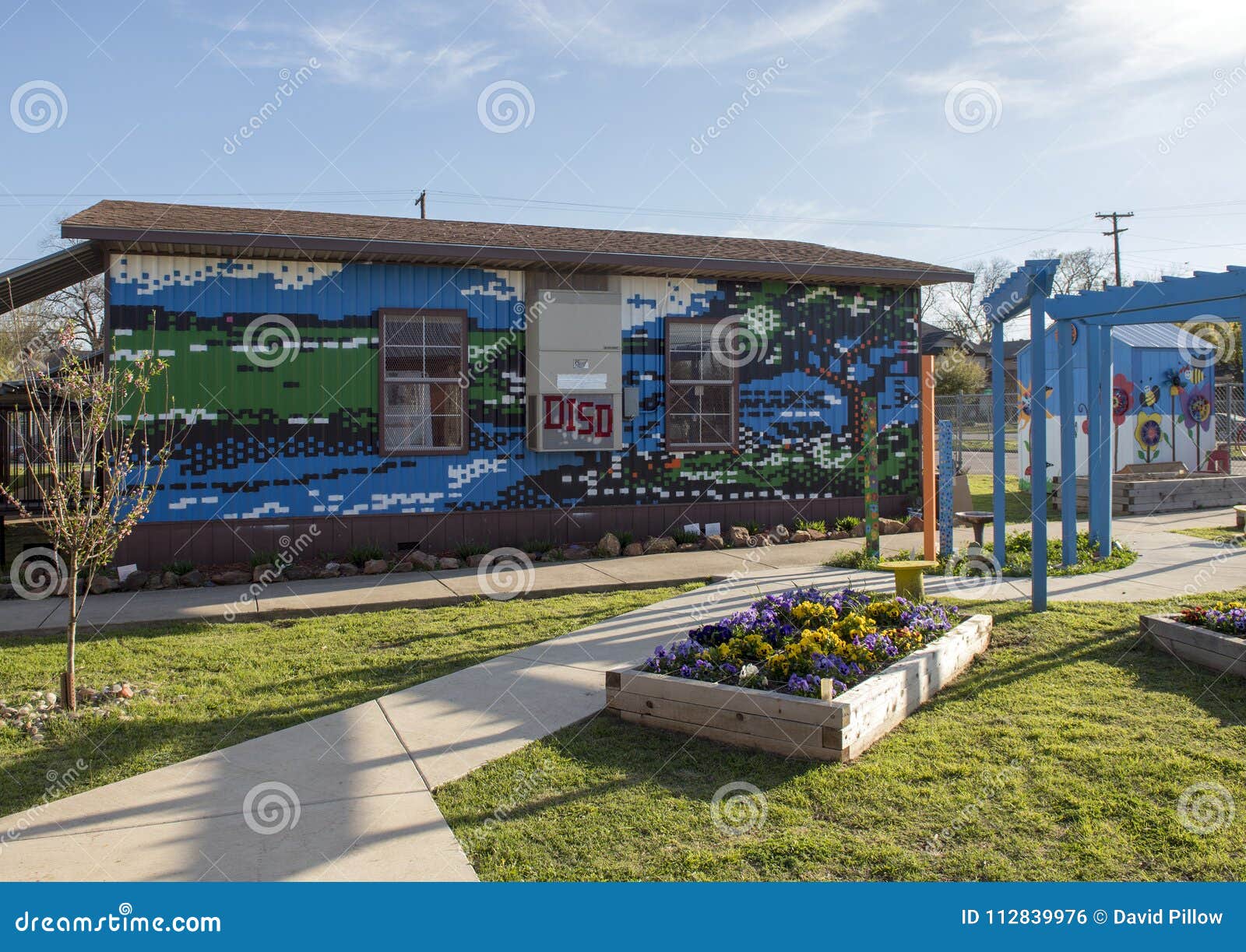 Pintura Mural No Jardim De John H Reagan Elementary, Bispo Arts