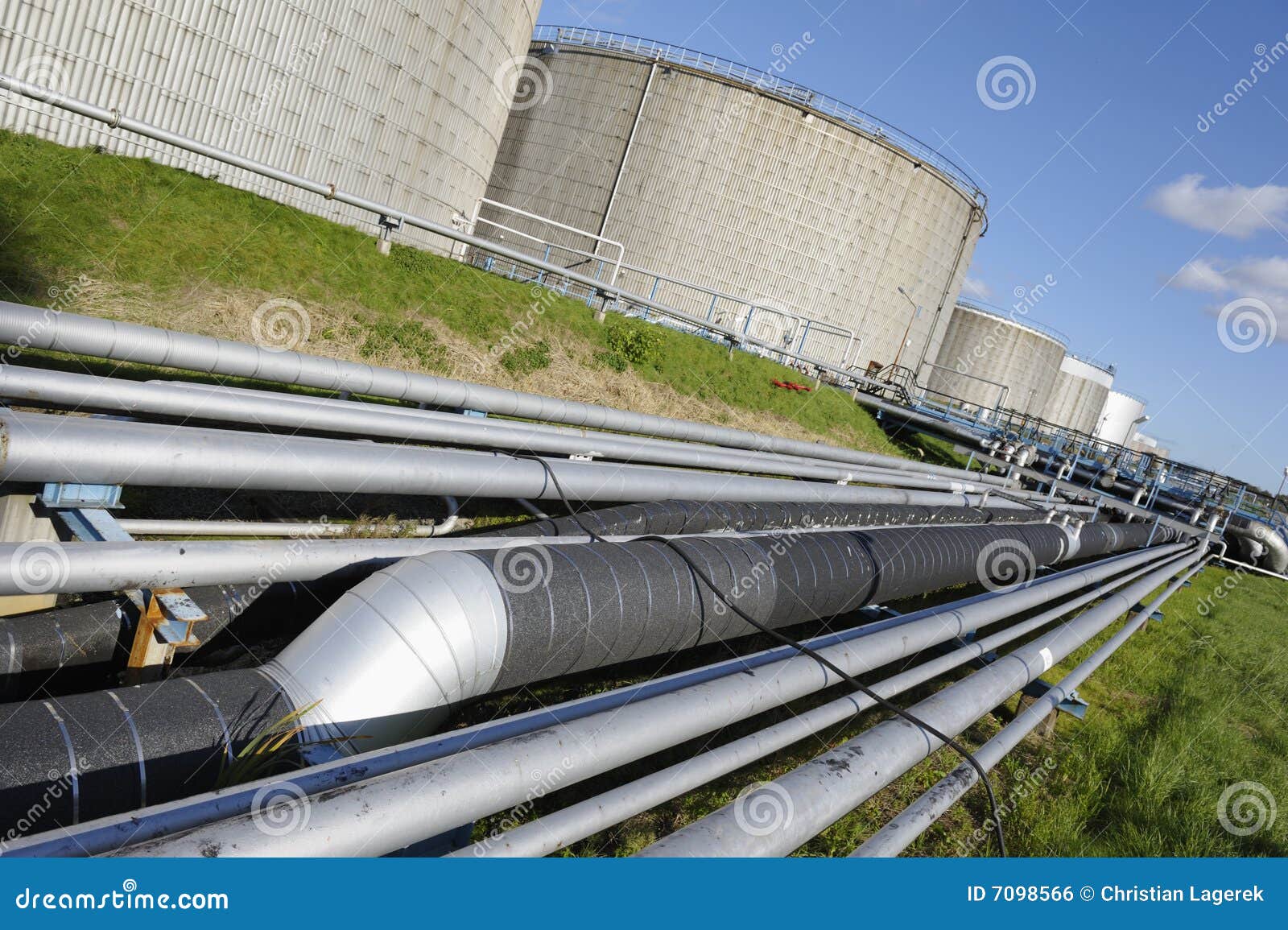 Pipelines and fueltanks stock photo. Image of environment 7098566