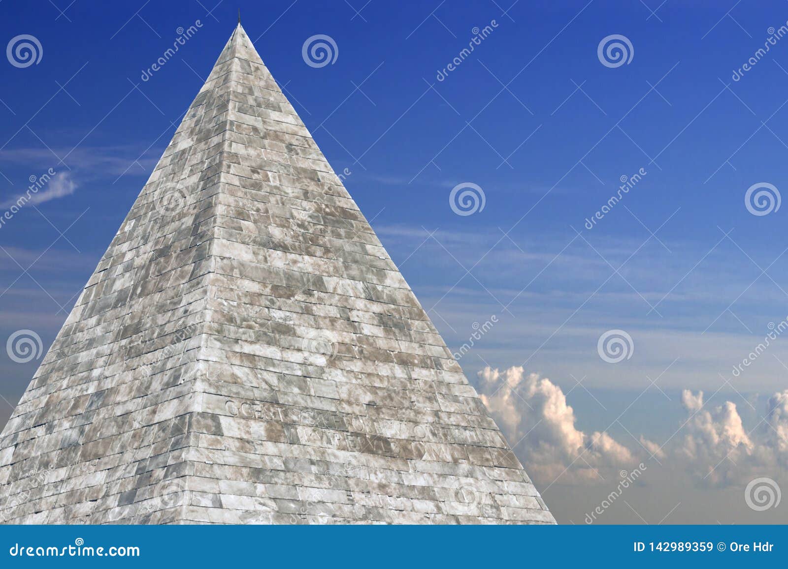 piramide cestia pyramid of cestius, rome, italy,