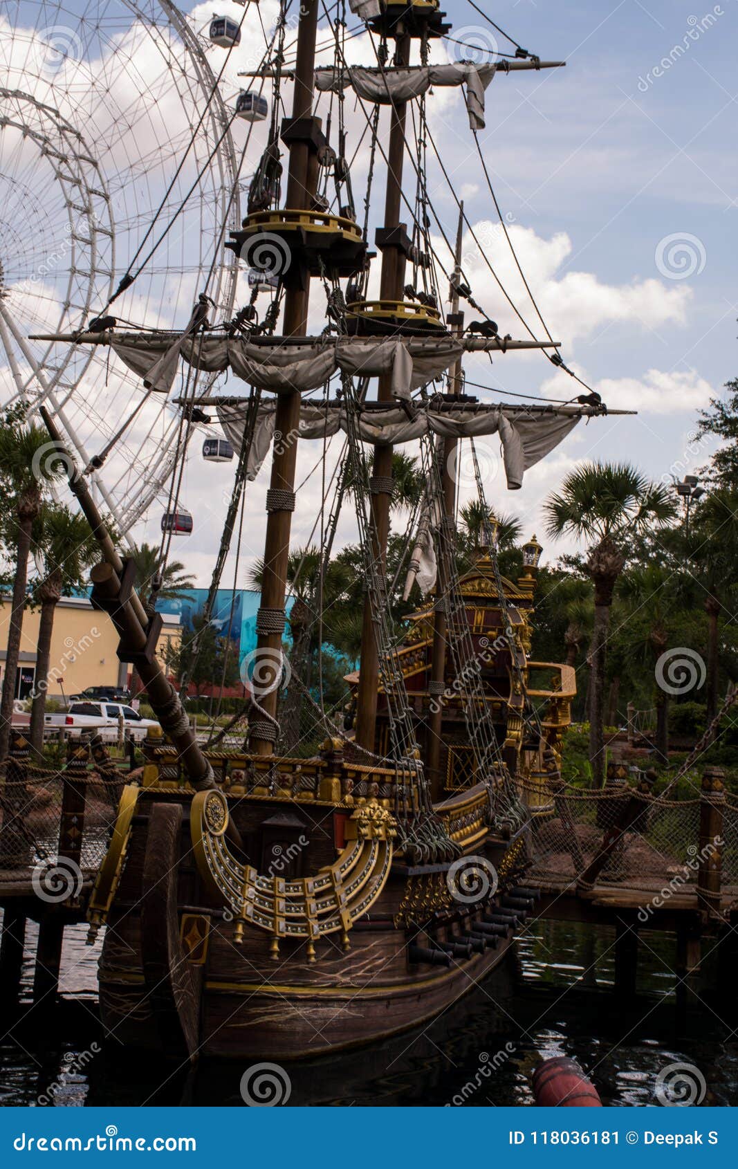 Pirate Ship in Orlando, Florida Editorial Photo - Image of attractions,  middle: 118036181