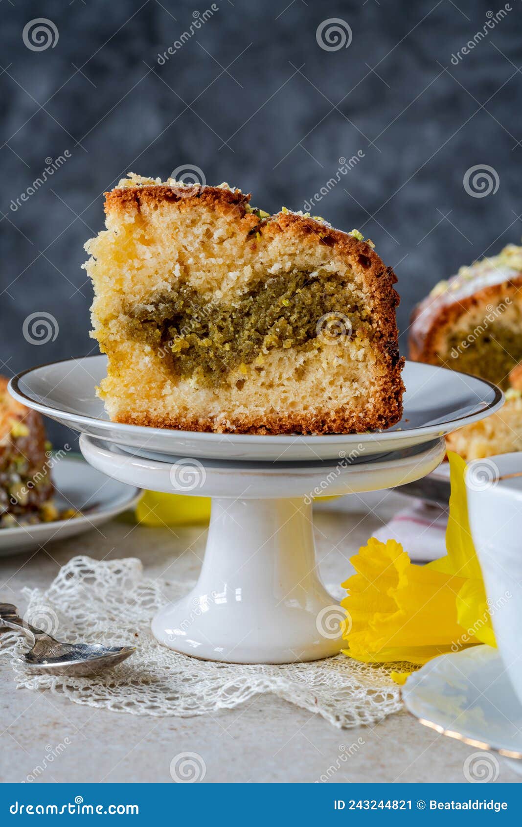 Pistachio and orange cake stock image. Image of ingredient 243244821