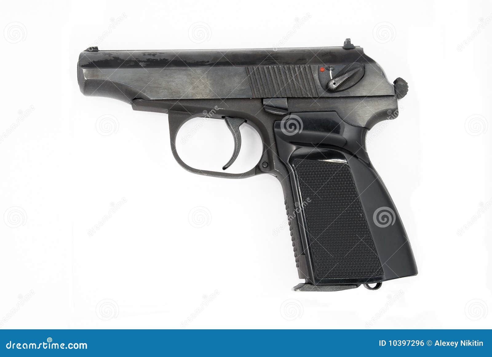 Pistola Makarov 9mm foto de archivo. Imagen de alerta - 10397296, image size:1600x1161