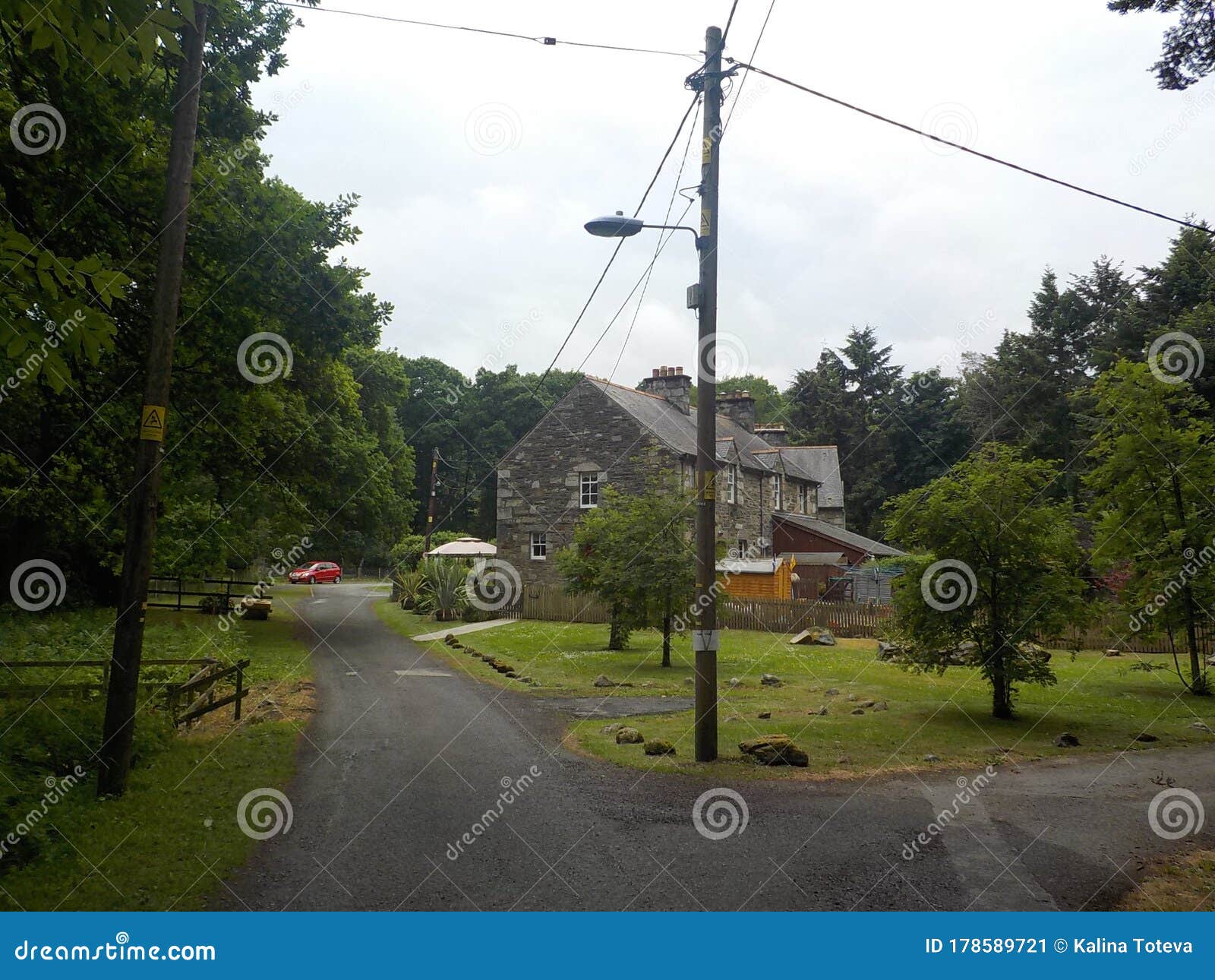 Pitlochry, Scotland stock image. Image of cathedral 178589721