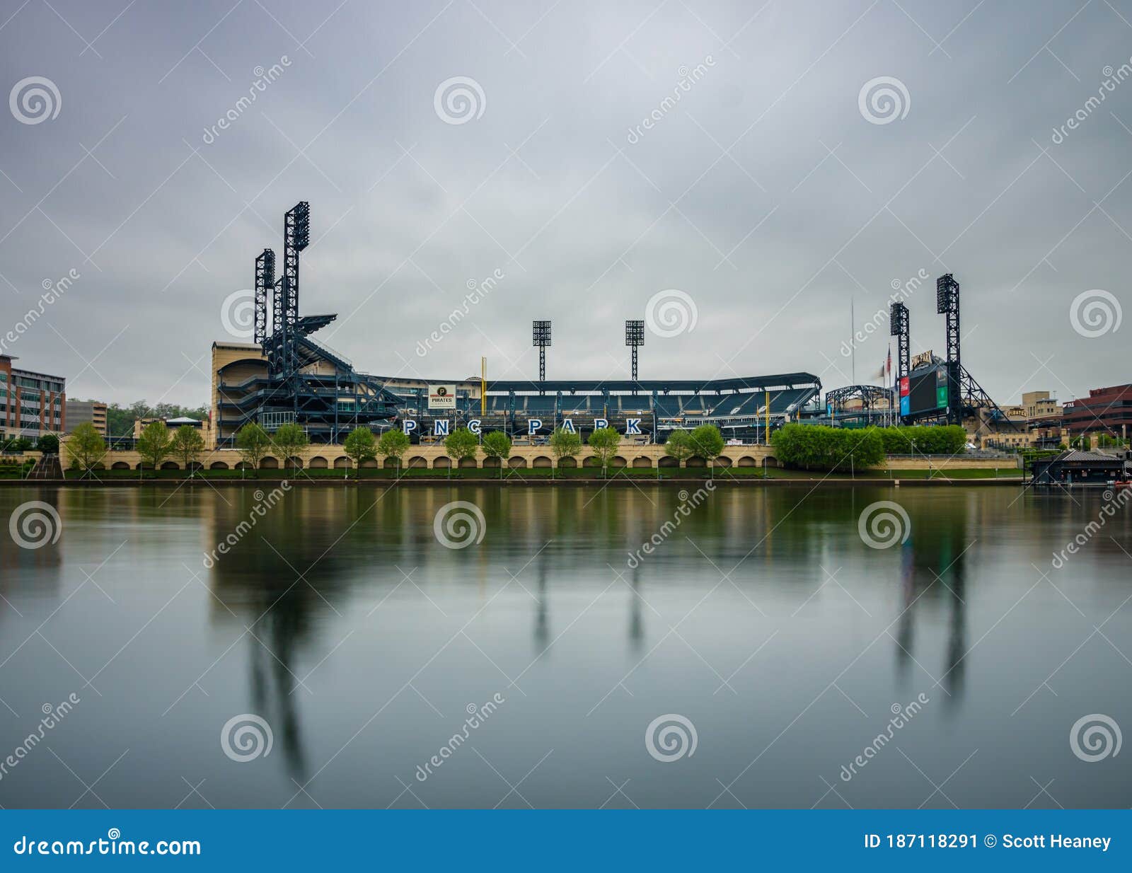Boats on the Allegheny River in front of PNC Park, Pittsburgh, Pennsylvania  Stock Photo - Alamy