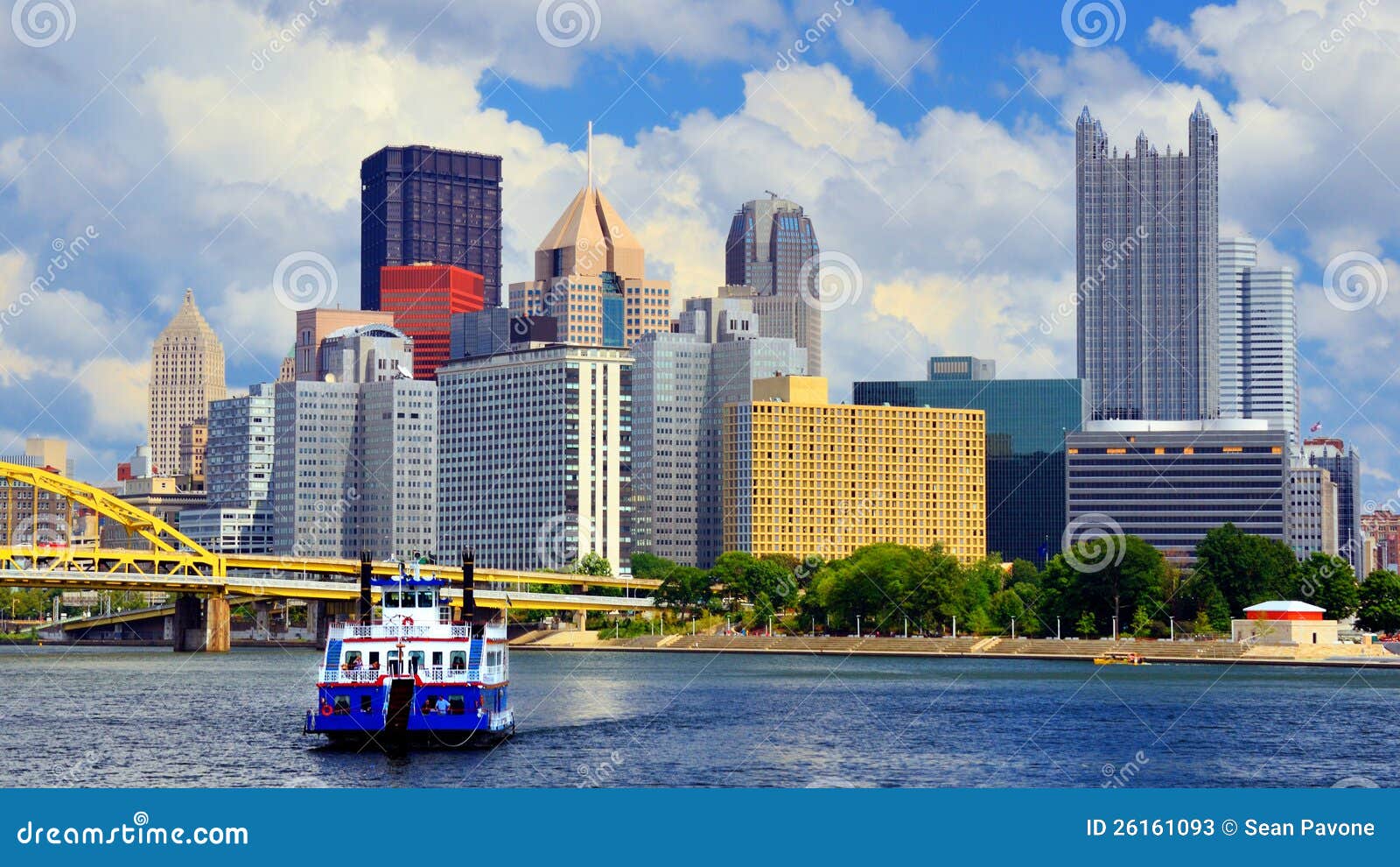 Pittsburgh Waterfront stock image. Image of clemente 26161093