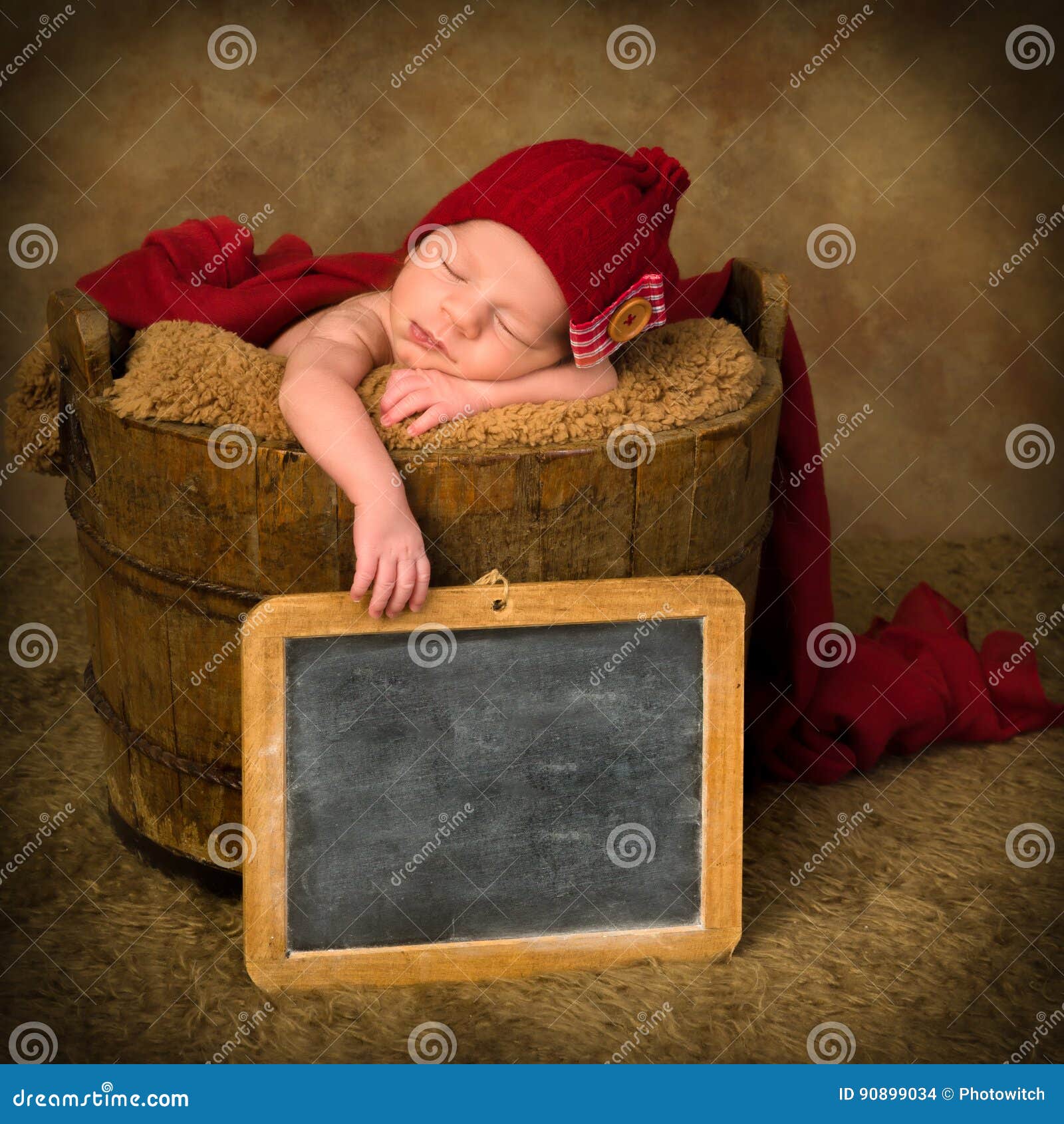 Pizarra Del Vintage Y Bebe Recien Nacido Foto De Archivo Imagen De Suave Espacio Pizarra Del Vintage Y Bebe Recien Nacido Foto De Archivo Imagen De Suave Espacio