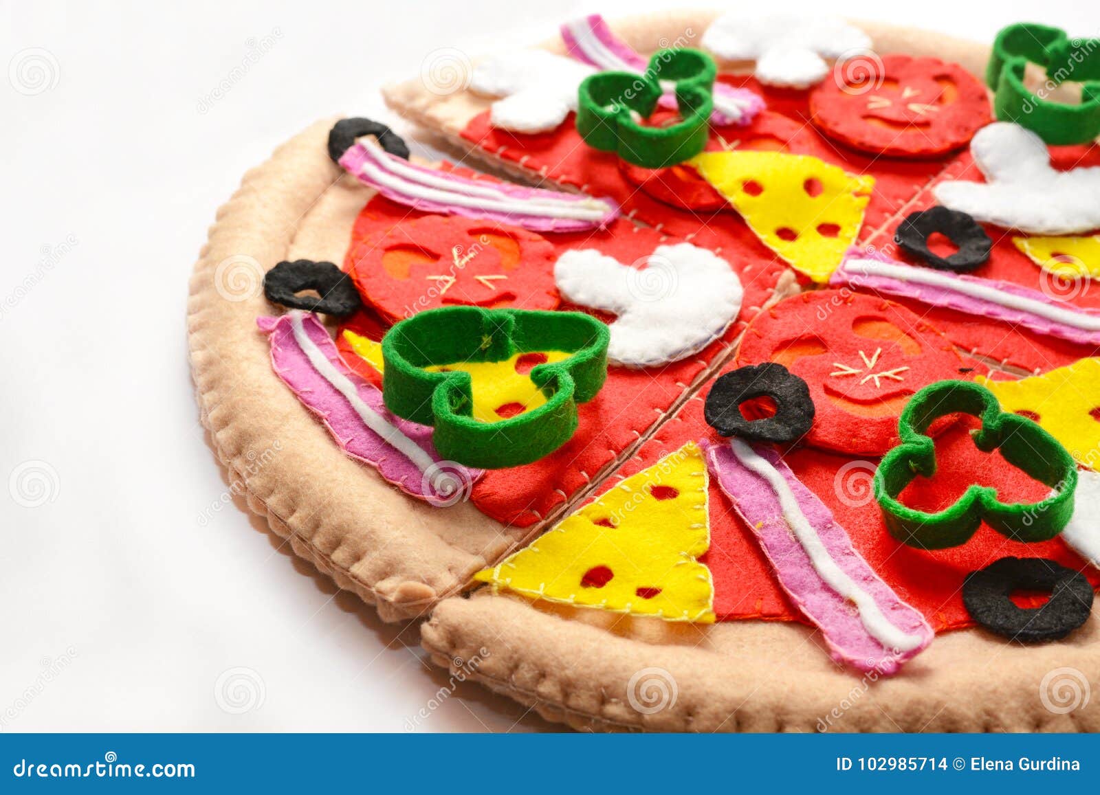 Pizza De Feltro. Brinquedos De Comida Para As Crianças. Imagem de Stock -  Imagem de conceito, feltro: 269341845