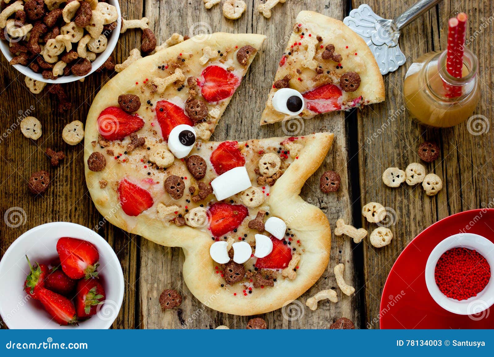Pizza Douce Sous Forme De Crane Drole Pour Traiter Des Enfants Pour Hallowe Image Stock Image Du Amusement Sucre Pizza Douce Sous Forme De Crane Drole Pour Traiter Des Enfants Pour Hallowe Image Stock Image Du Amusement Sucre