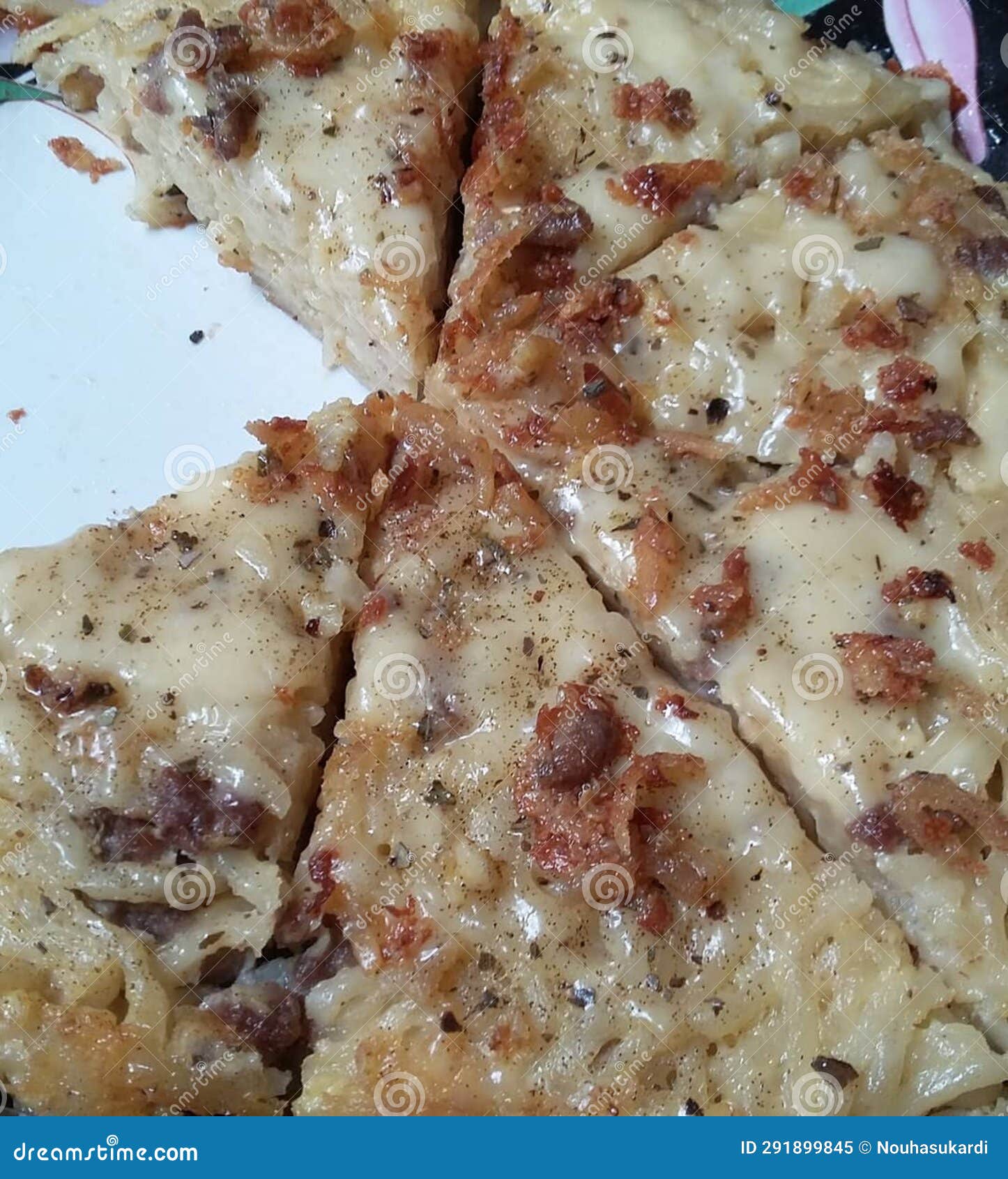 Pizza Noodle is in the House Stock Image Image of pizzamie, pizza