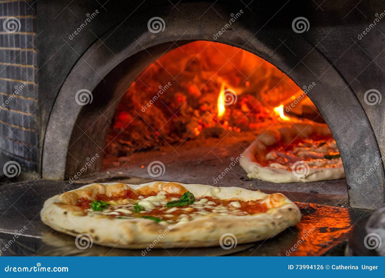 pizza oven in naples