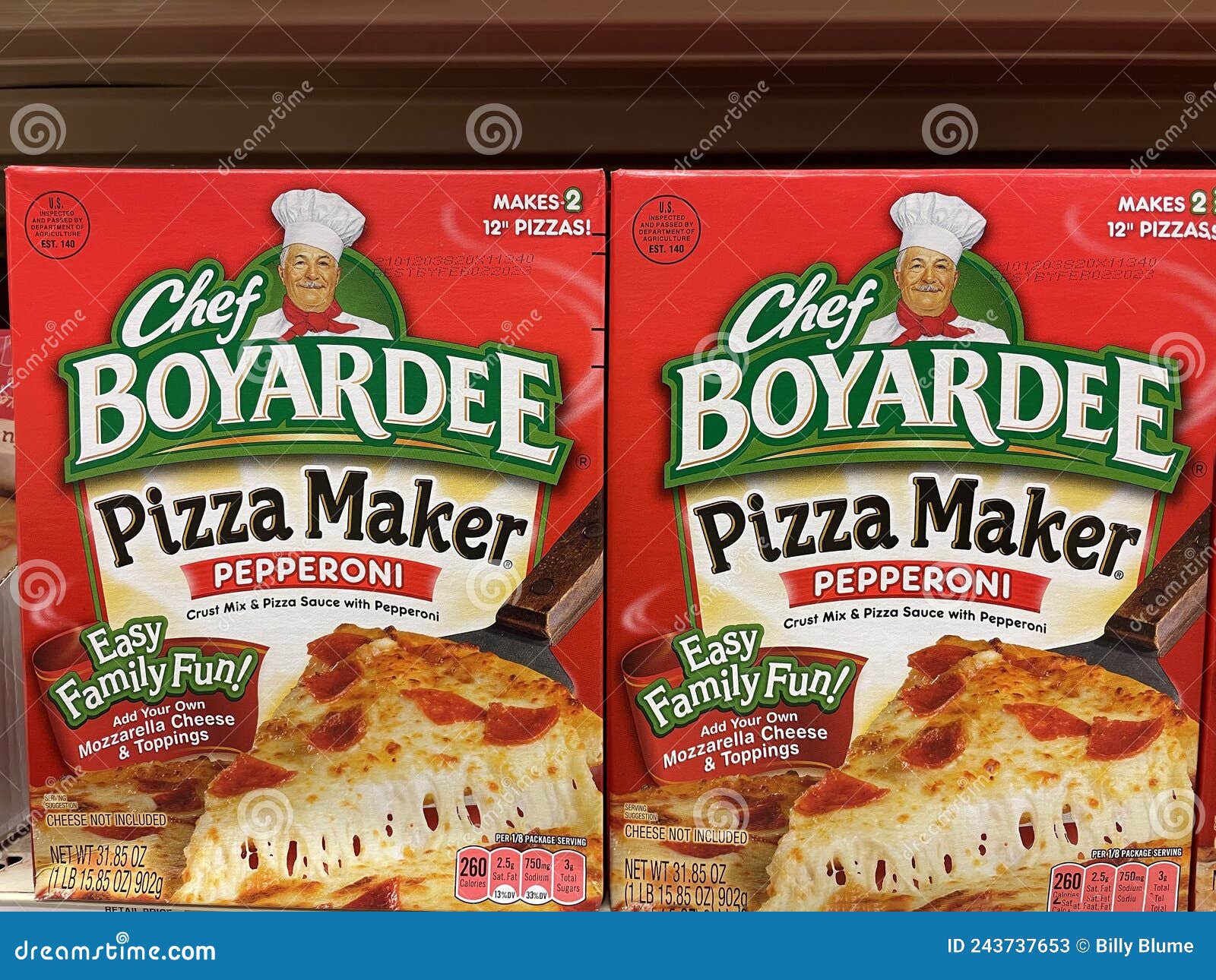 Lot Of 2-CHEF BOYARDEE Traditional PIZZA MAKER KIT-Crust Mix