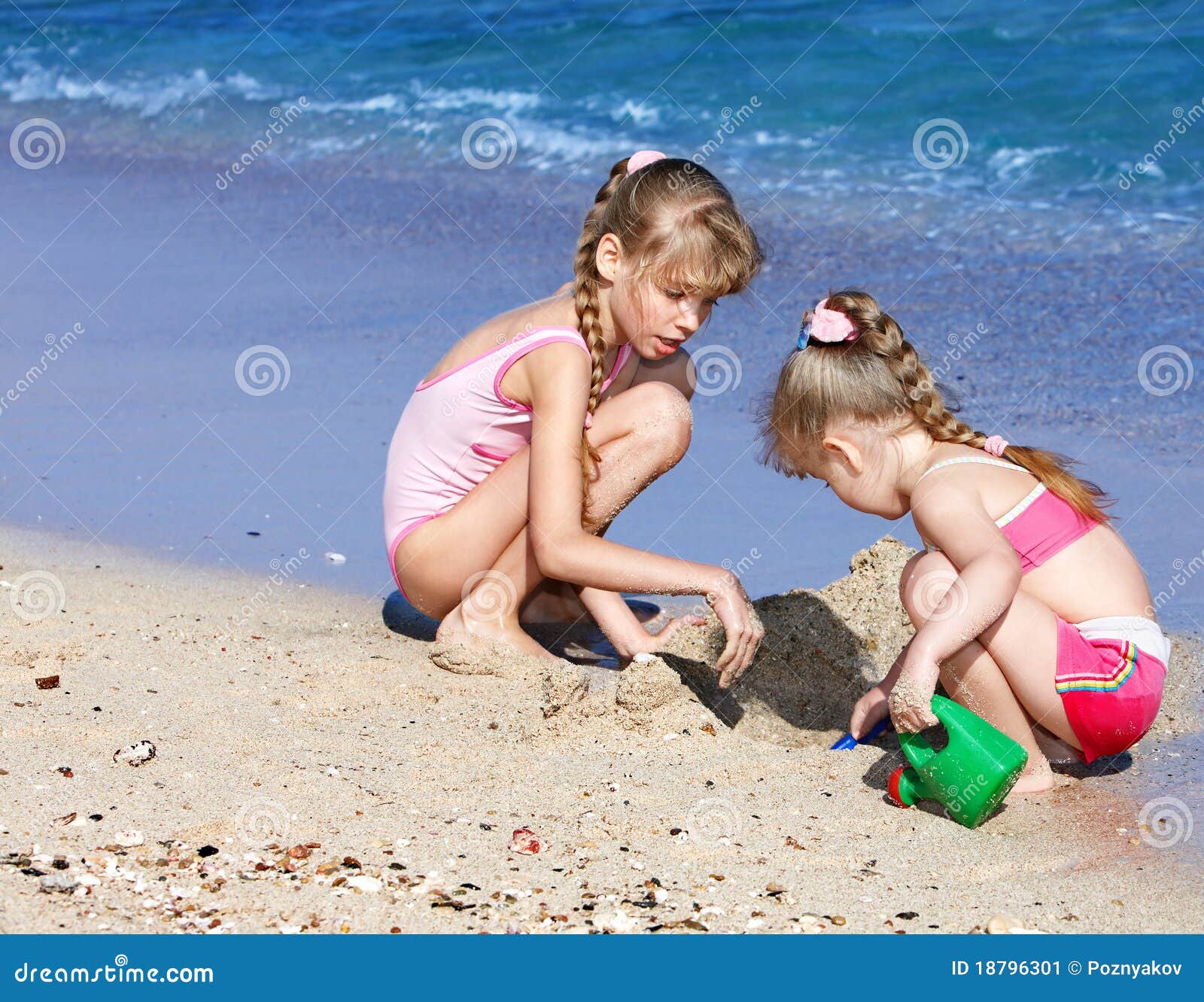 с детьми голым на пляж фото 79