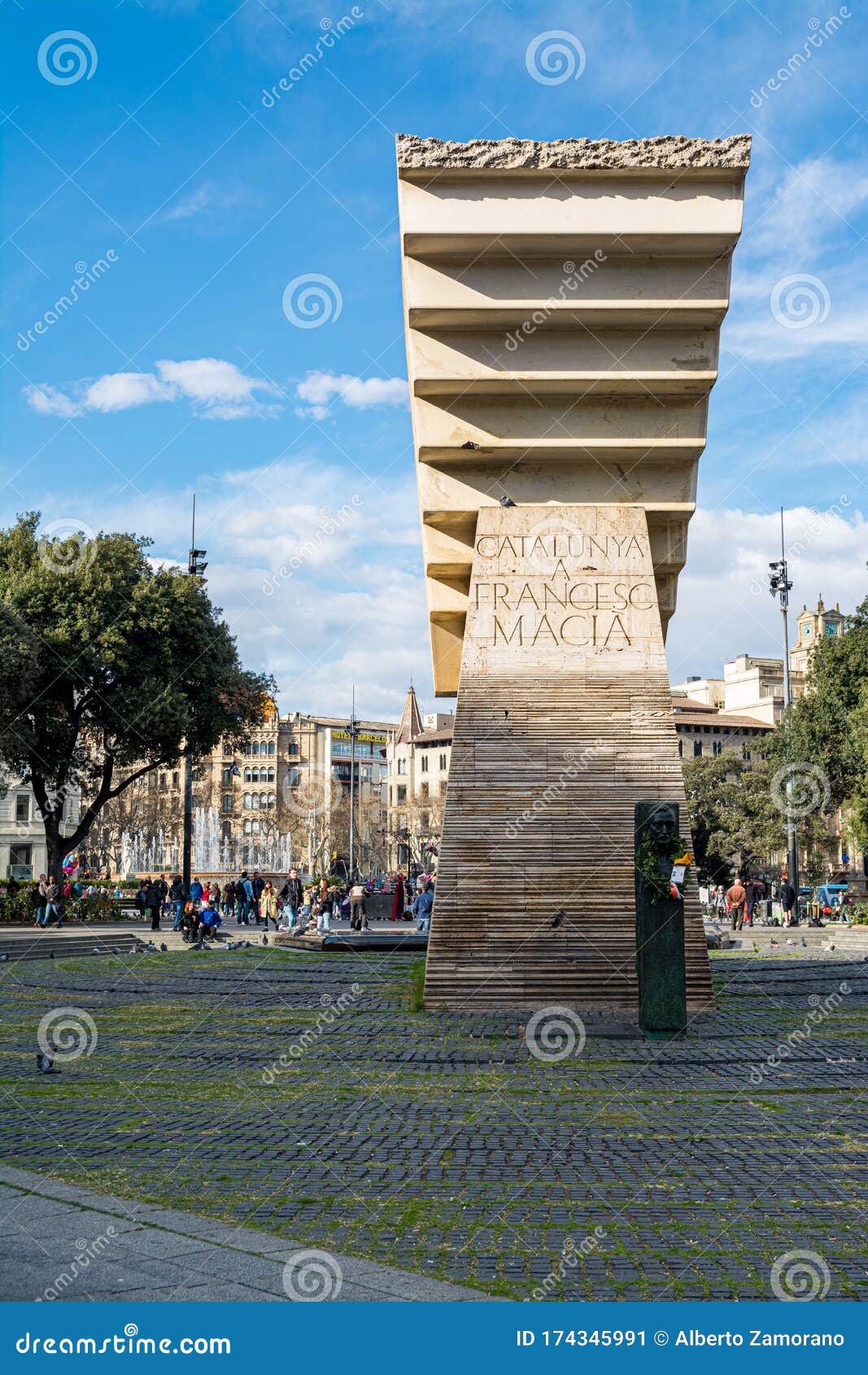placa de catalunya, catalonia square in barcelona, spain.