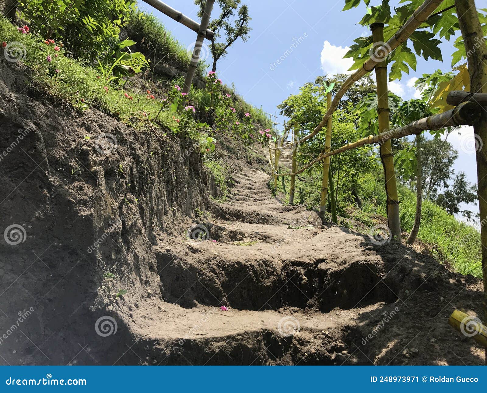 earthen up stair going on the top of mount sipatan
