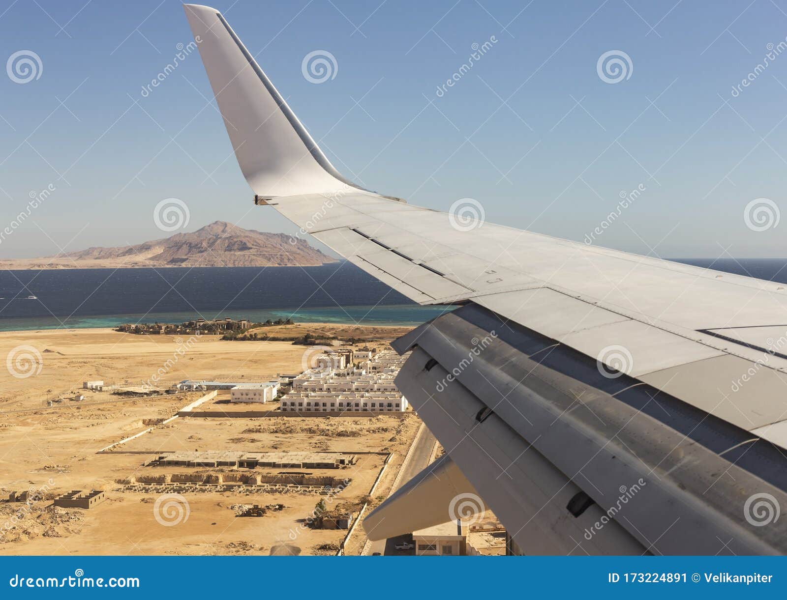 The Plane Lands On The Airfield. Spoilers And Flaps Trailing Edge When  Landing Stock Image - Image Of Land, Landing: 173224891
