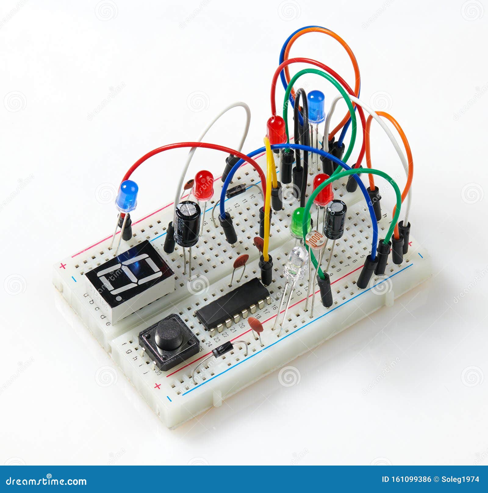 Plaque De Montage En Circuit Avec Composante électronique Montée