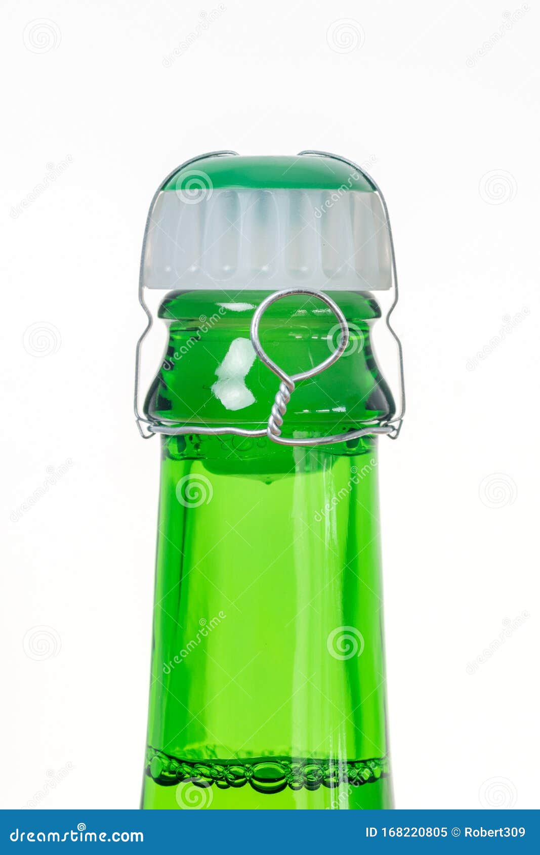 Plastic Cork with Wire on Sparkling Wine Bottle 库存图片 图片 包括有 唯一, 电汇