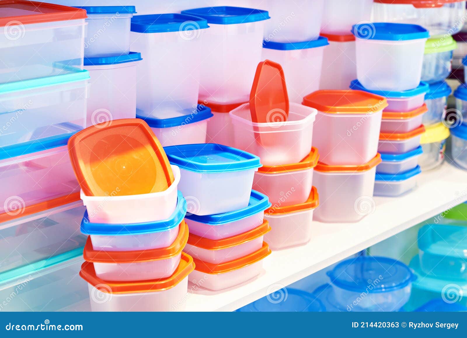 schetsen elke dag uitroepen Plastic Keukengerei in Voorraad Stock Afbeelding - Image of leeg, winkel:  214420363