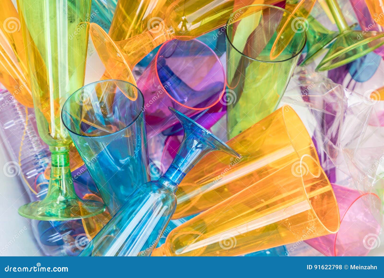 Plastic Sparkling Wine Glasses in a Litterbox Stock Photo Image of symbol, wine 91622798