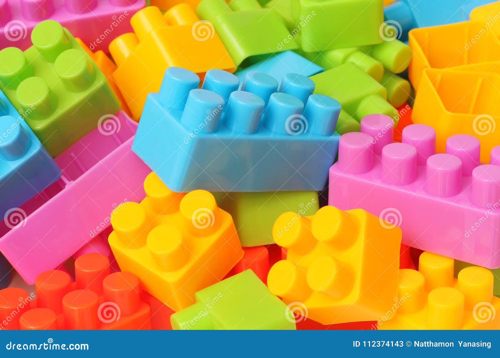 plastic toy building blocks