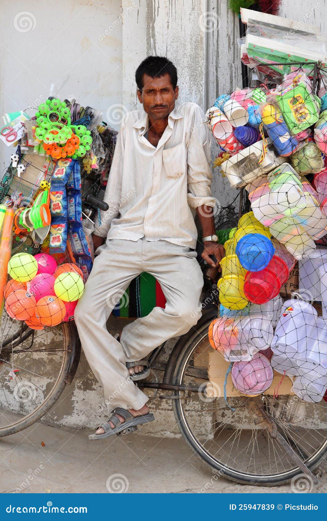 Plastic vendor editorial stock image. Image of items 25947839