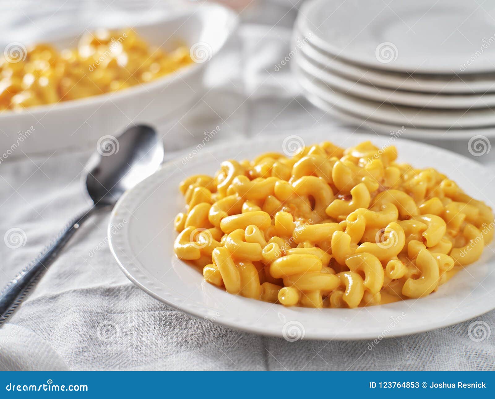 plate of creamy mac and cheese