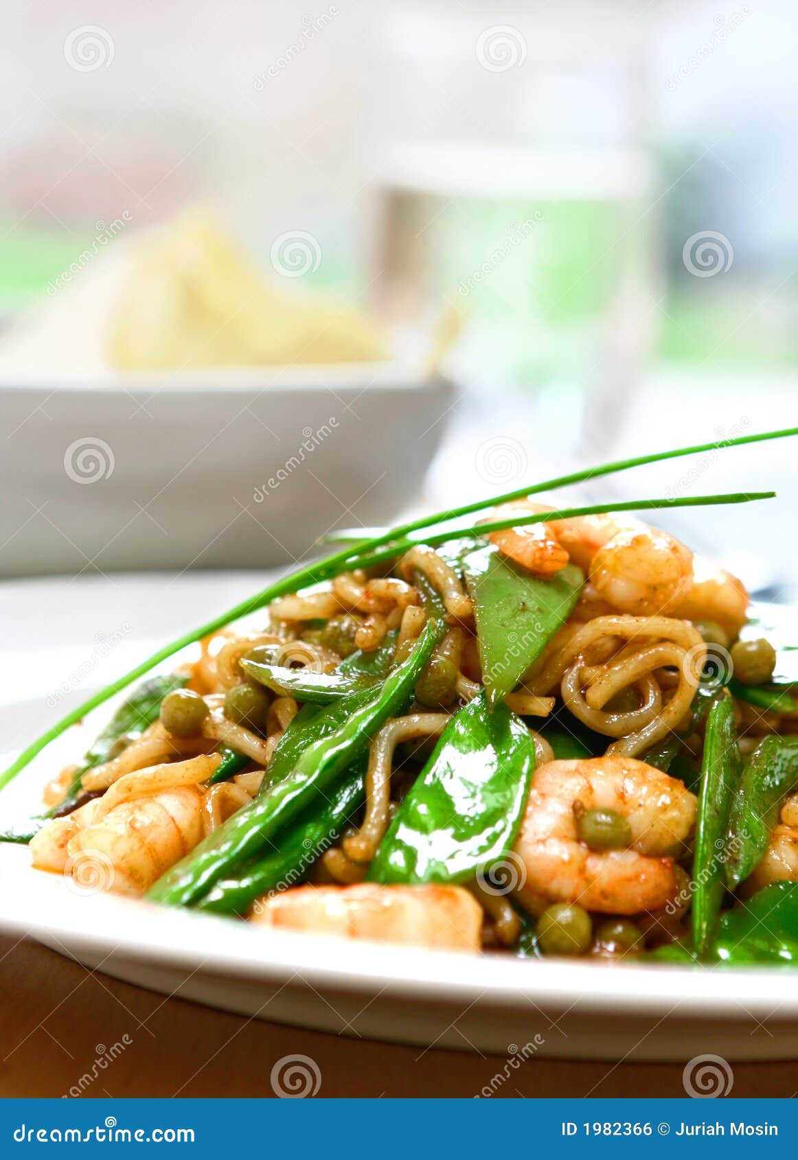 A Plate of Prawn Stir Fry Noodles Stock Photo - Image of dish, peas