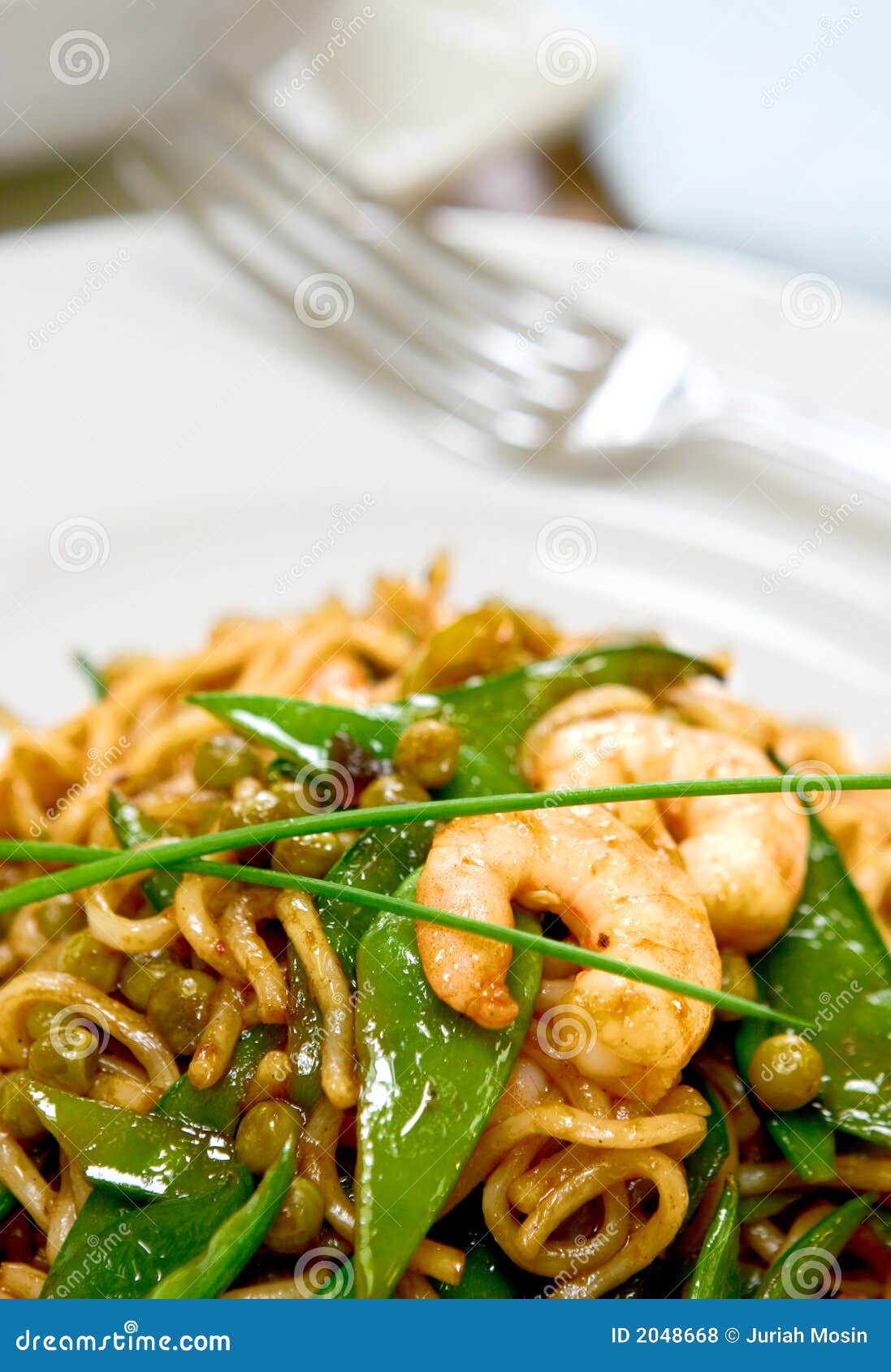 A Plate of Prawn Stir Fry Noodles Stock Photo - Image of garnish, beans