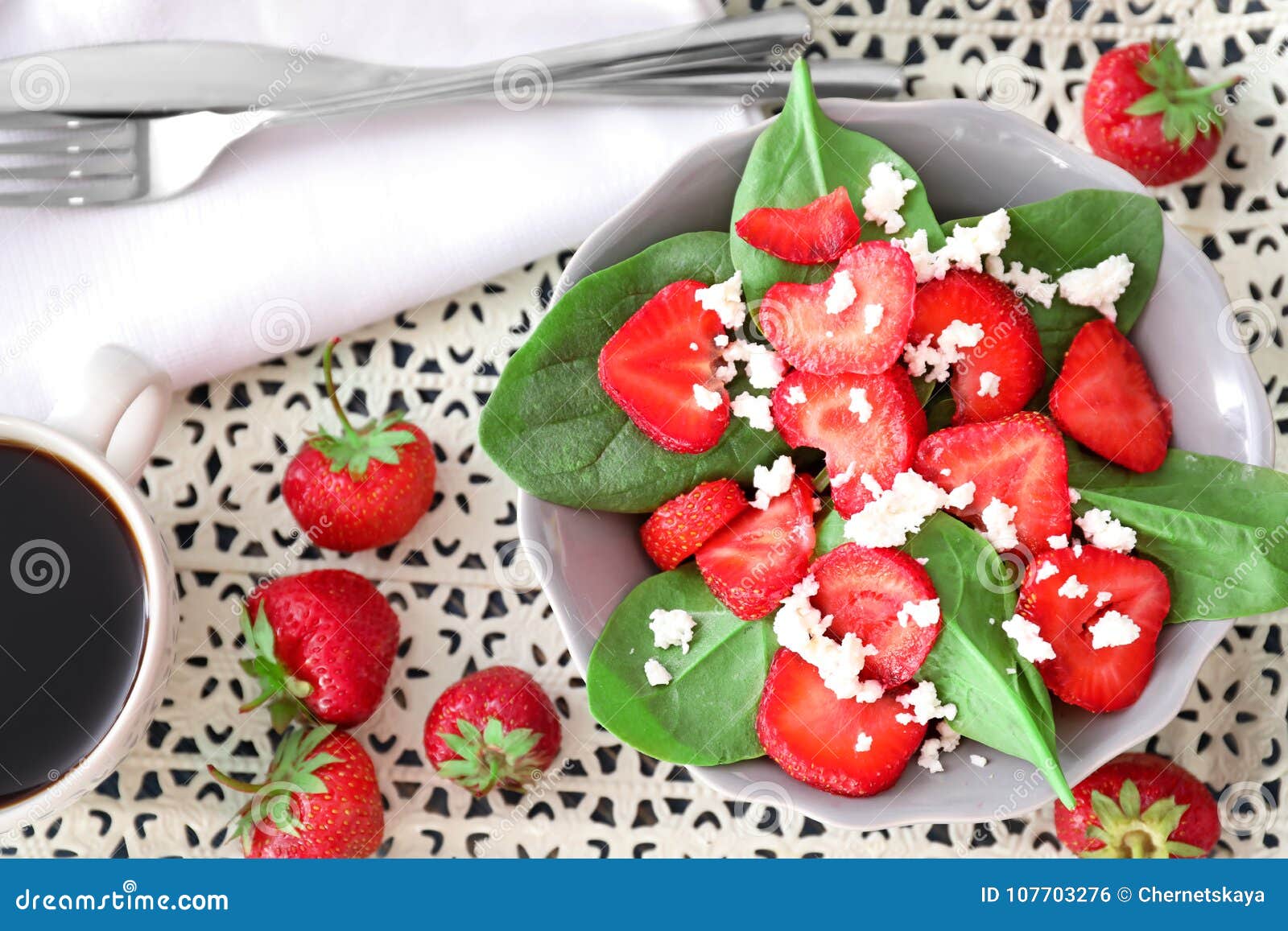 Plate Of Salad With Spinach Strawberry And Cottage Cheese Stock