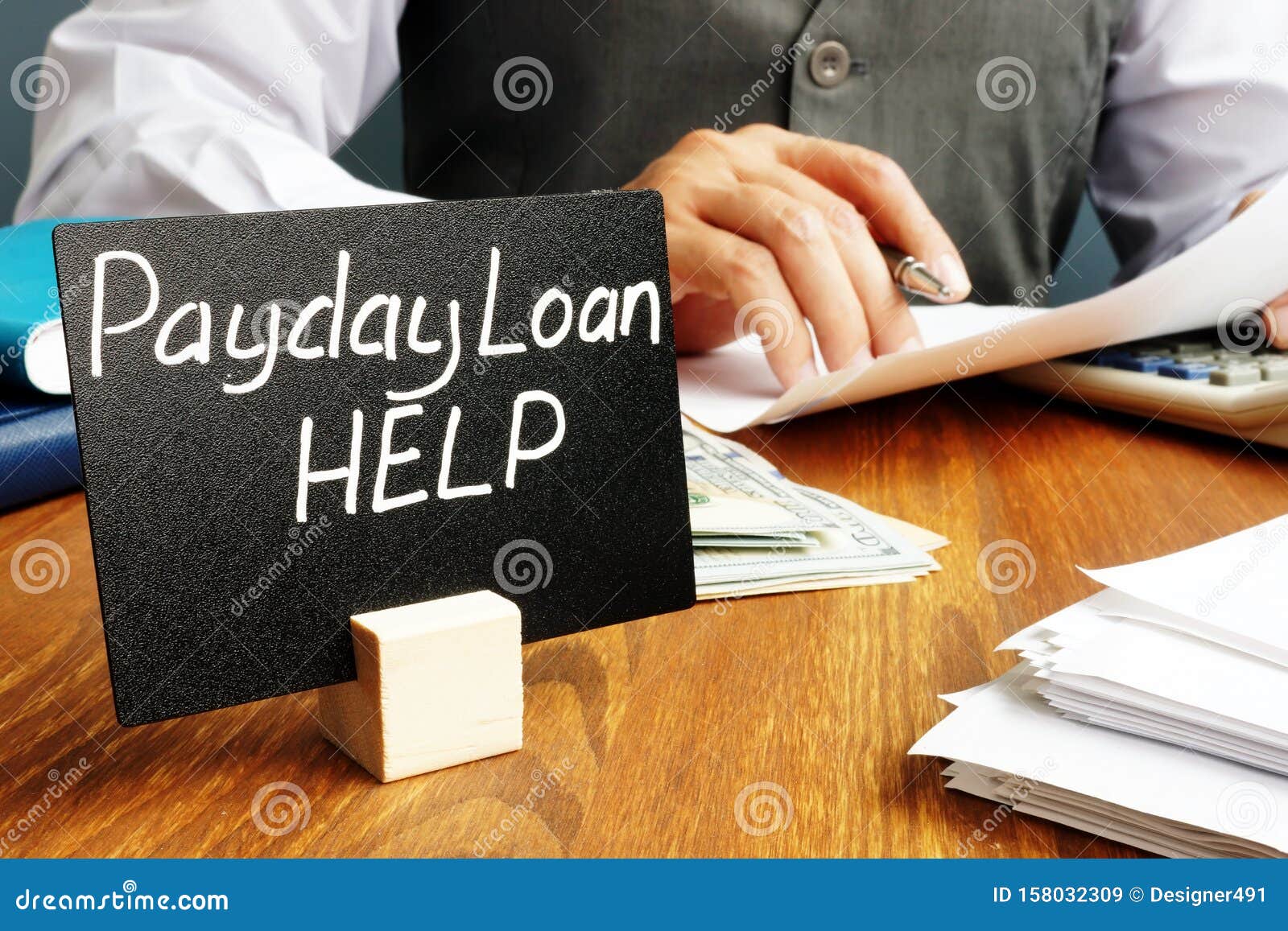 plate with sign payday loan help.