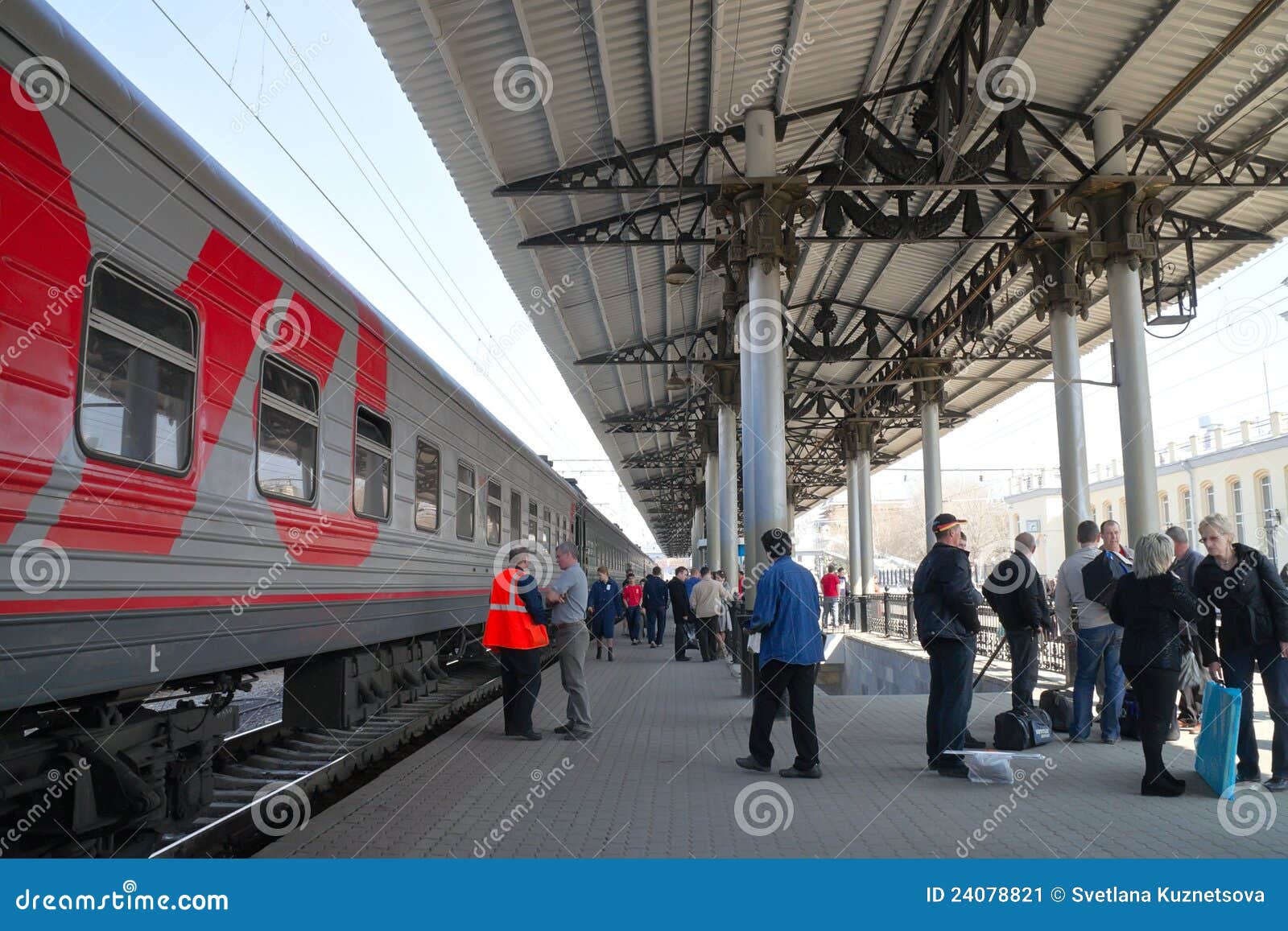 Platform Station, Landing on the Train Editorial Photo Image of