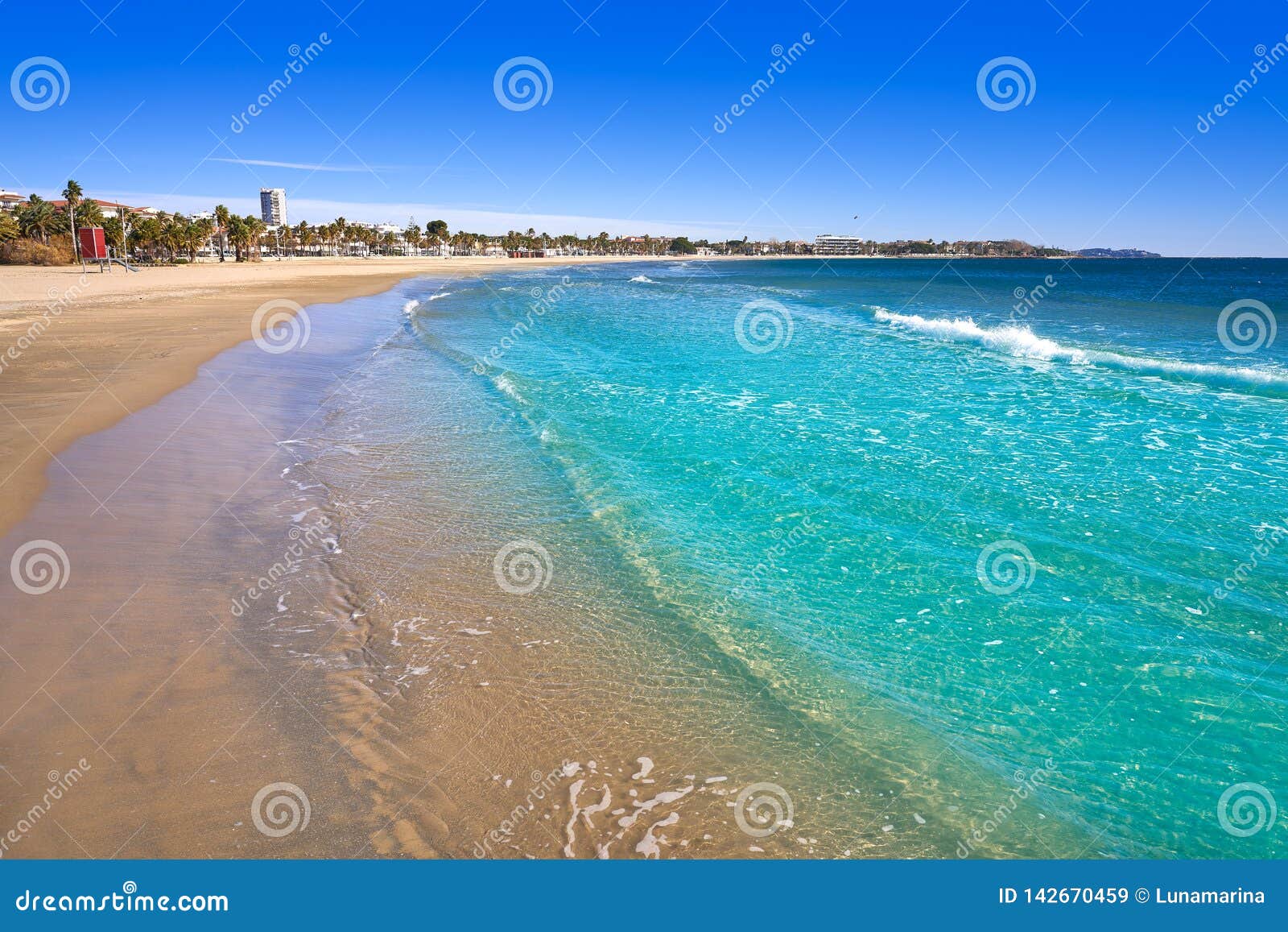 platja prat d\'en fores beach in cambrils