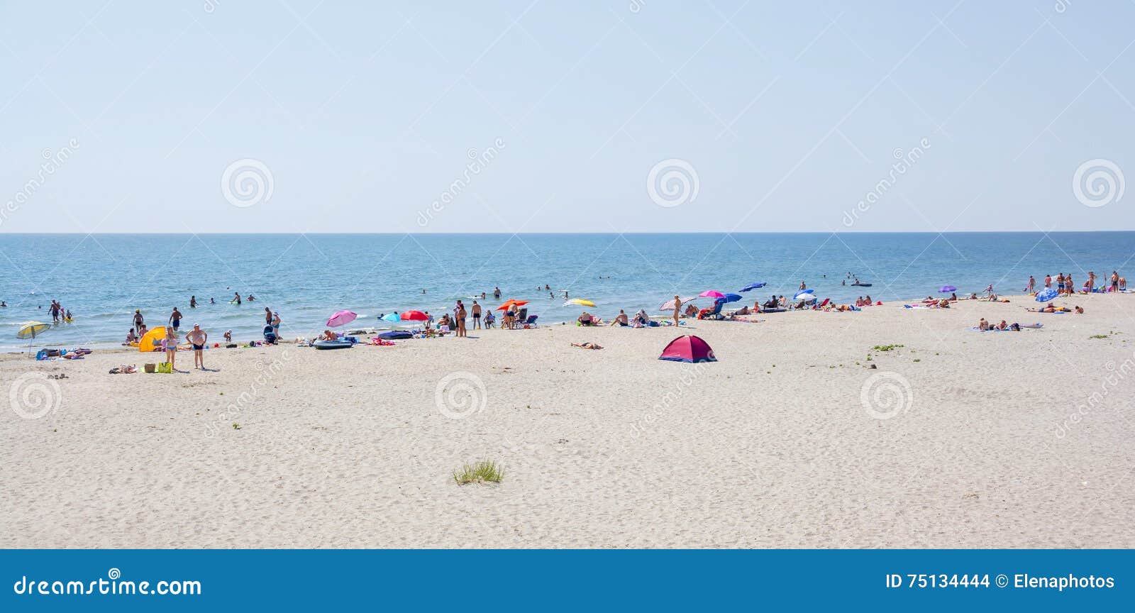 Playa de Corbu, Rumania. Lugar de la playa de Corbu, silencioso y virginal en Rumania