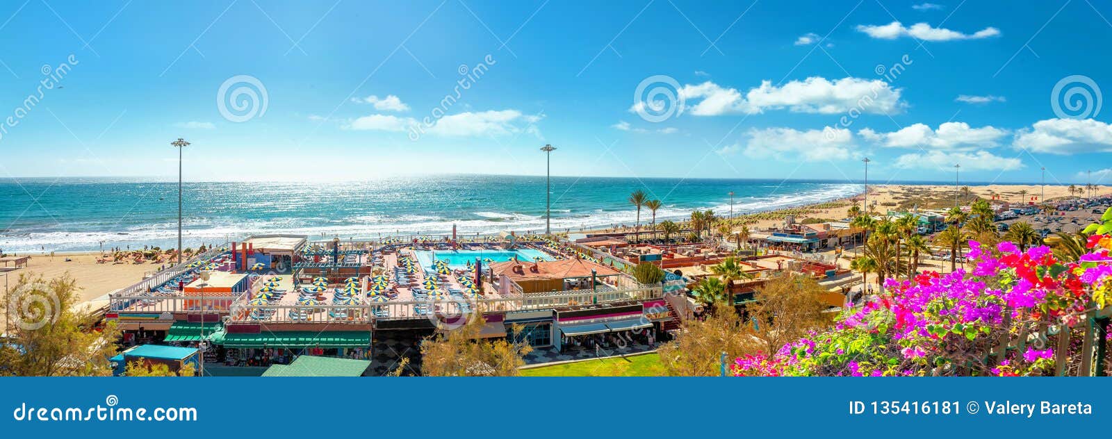 playa del ingles beach. maspalomas, gran canaria, canary islands