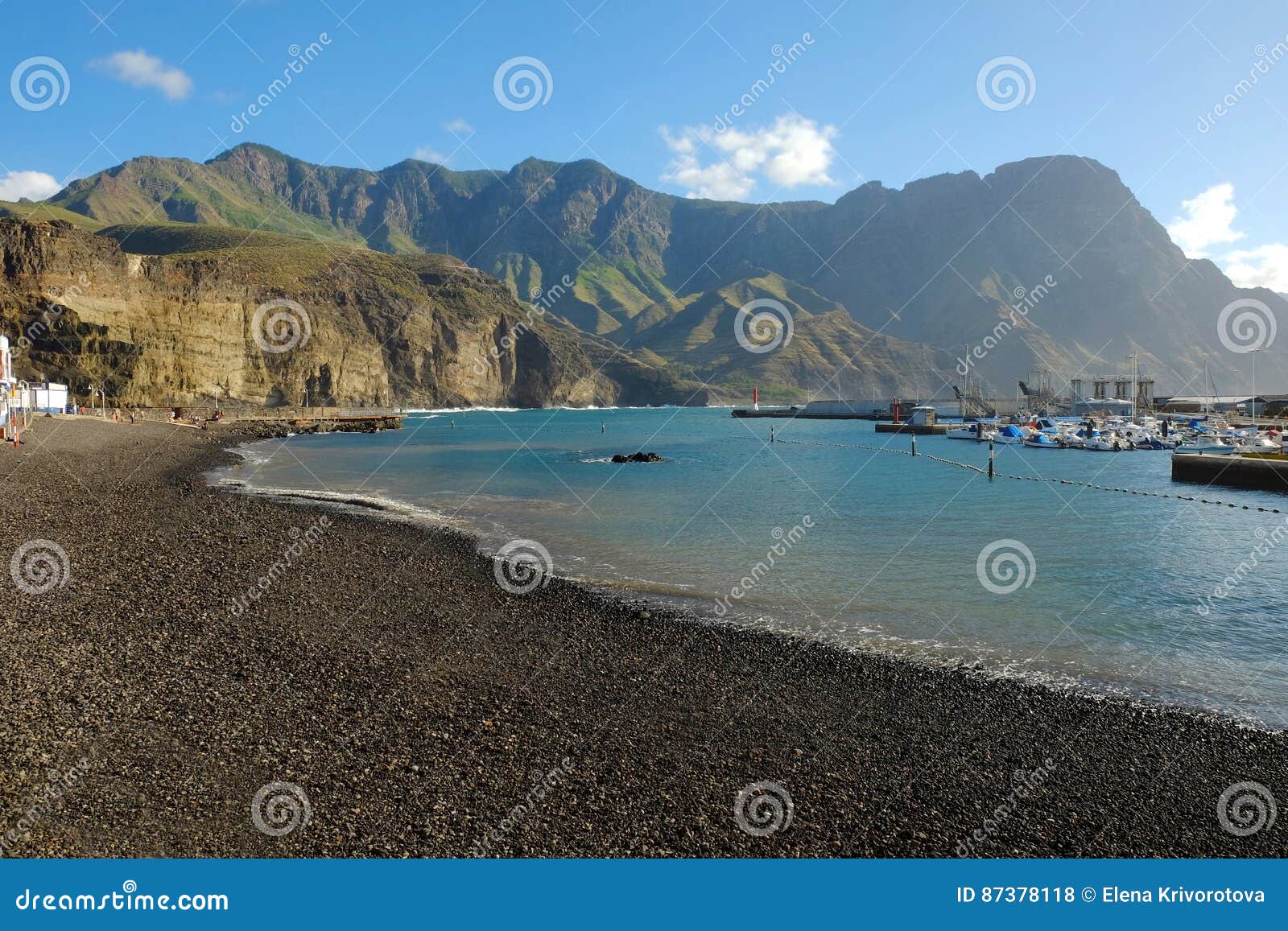 Playa Playa De Agaete en Puerto De Las Nieves en Gran Canaria, España. Opinión sobre la playa Playa De Agaete en Puerto De Las Nieves en las Canarias Gran Canaria, España