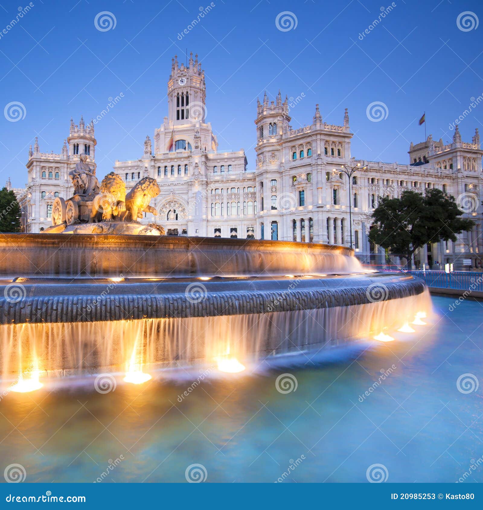 plaza de cibeles, madrid, spain.