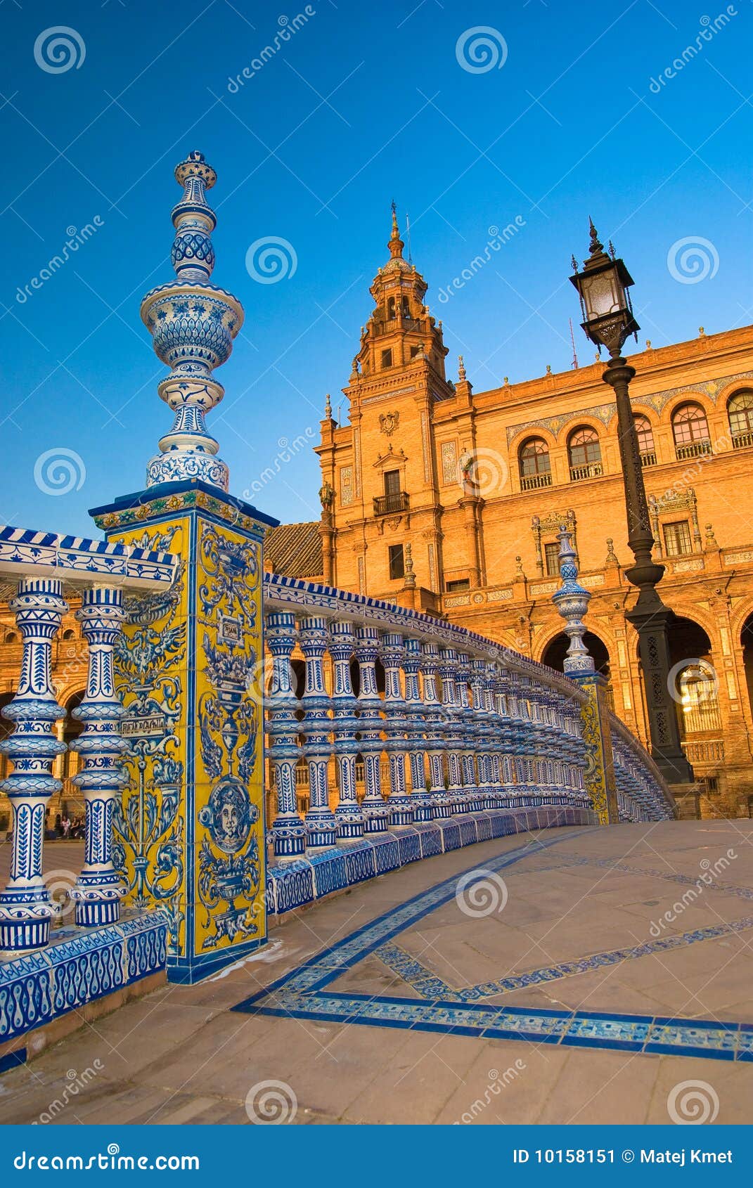 plaza de espana in sevilla