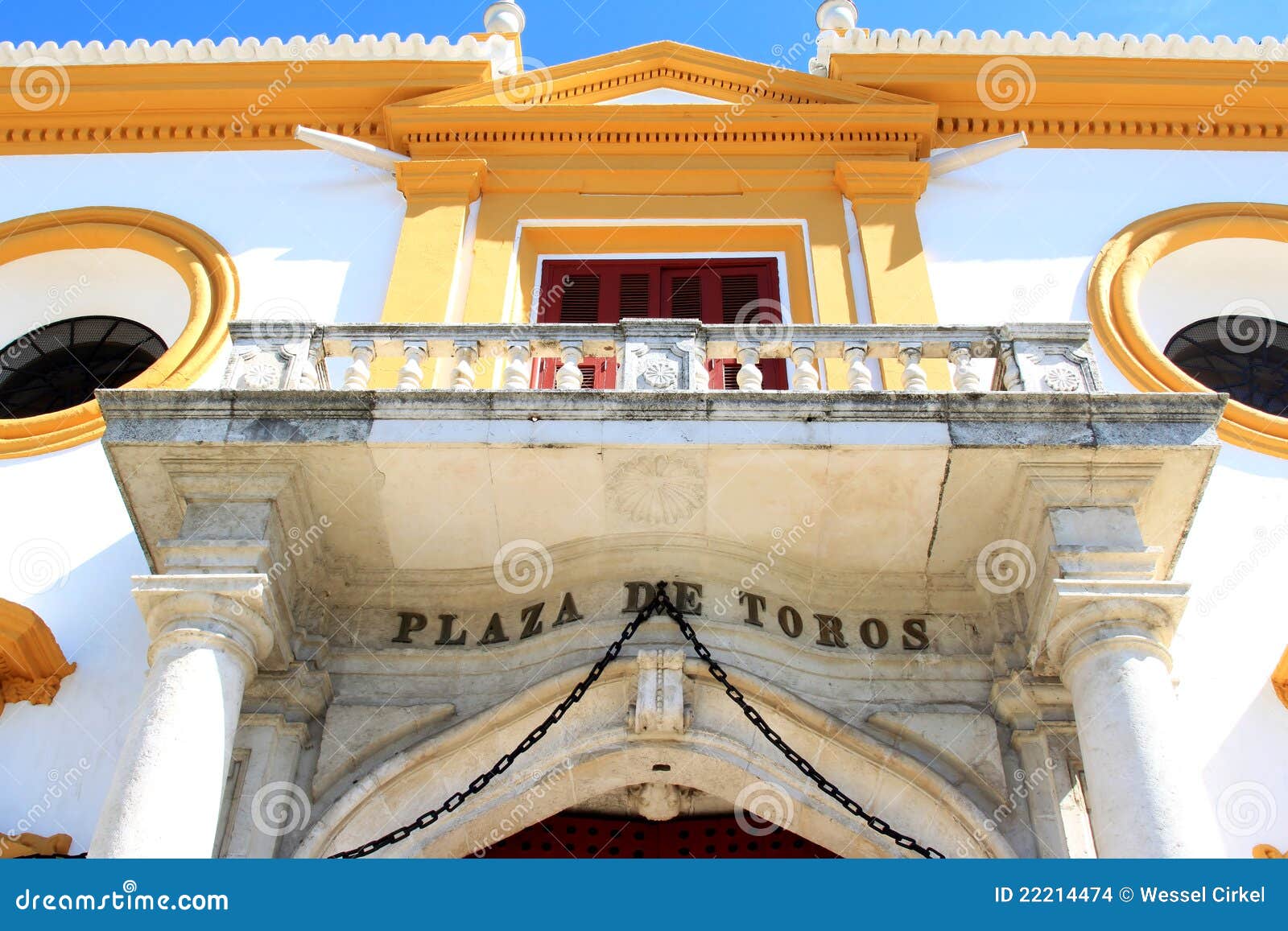 plaza de toros de la real maestranza in seville