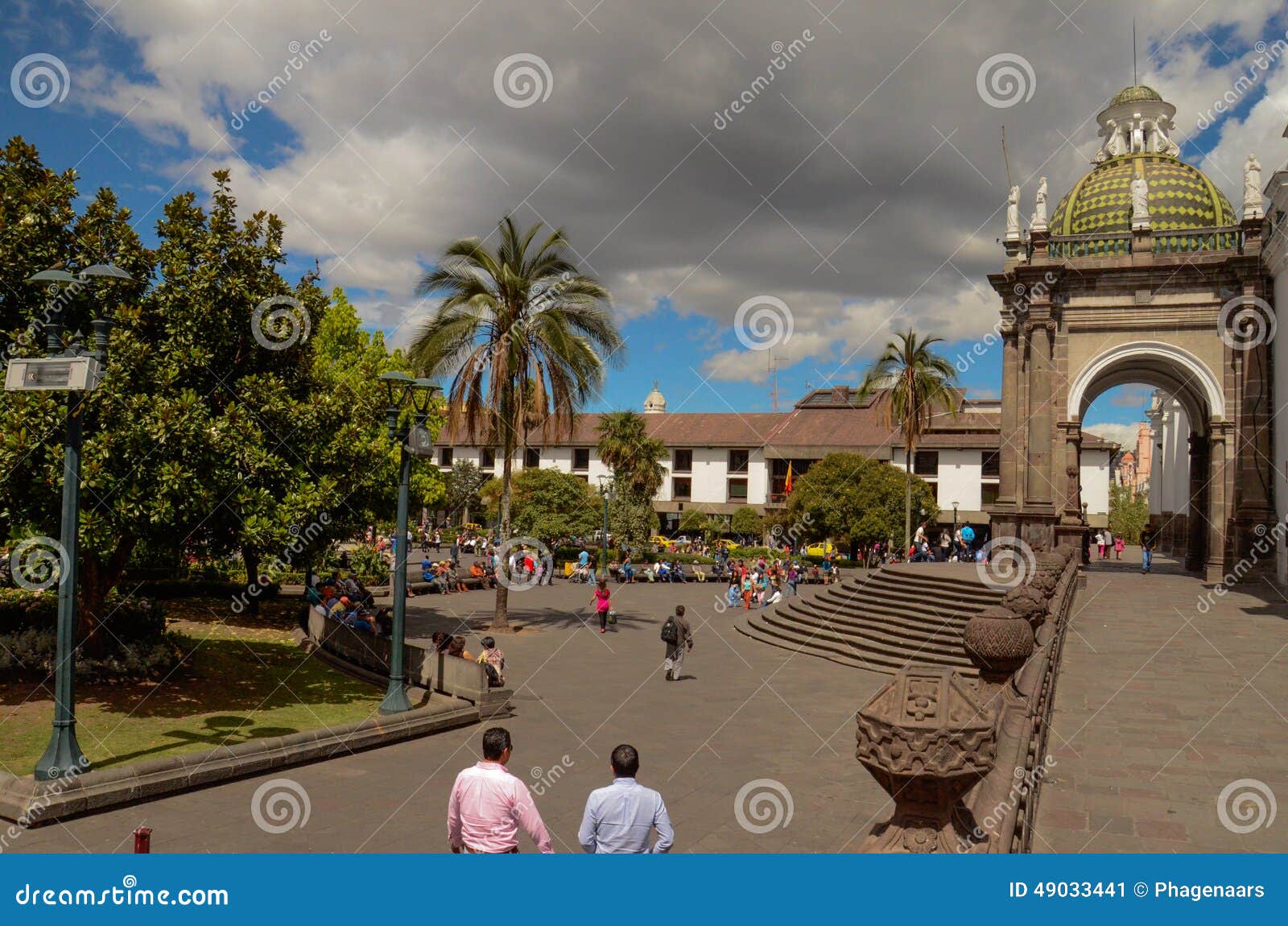 plaza grande - quito, ecuador