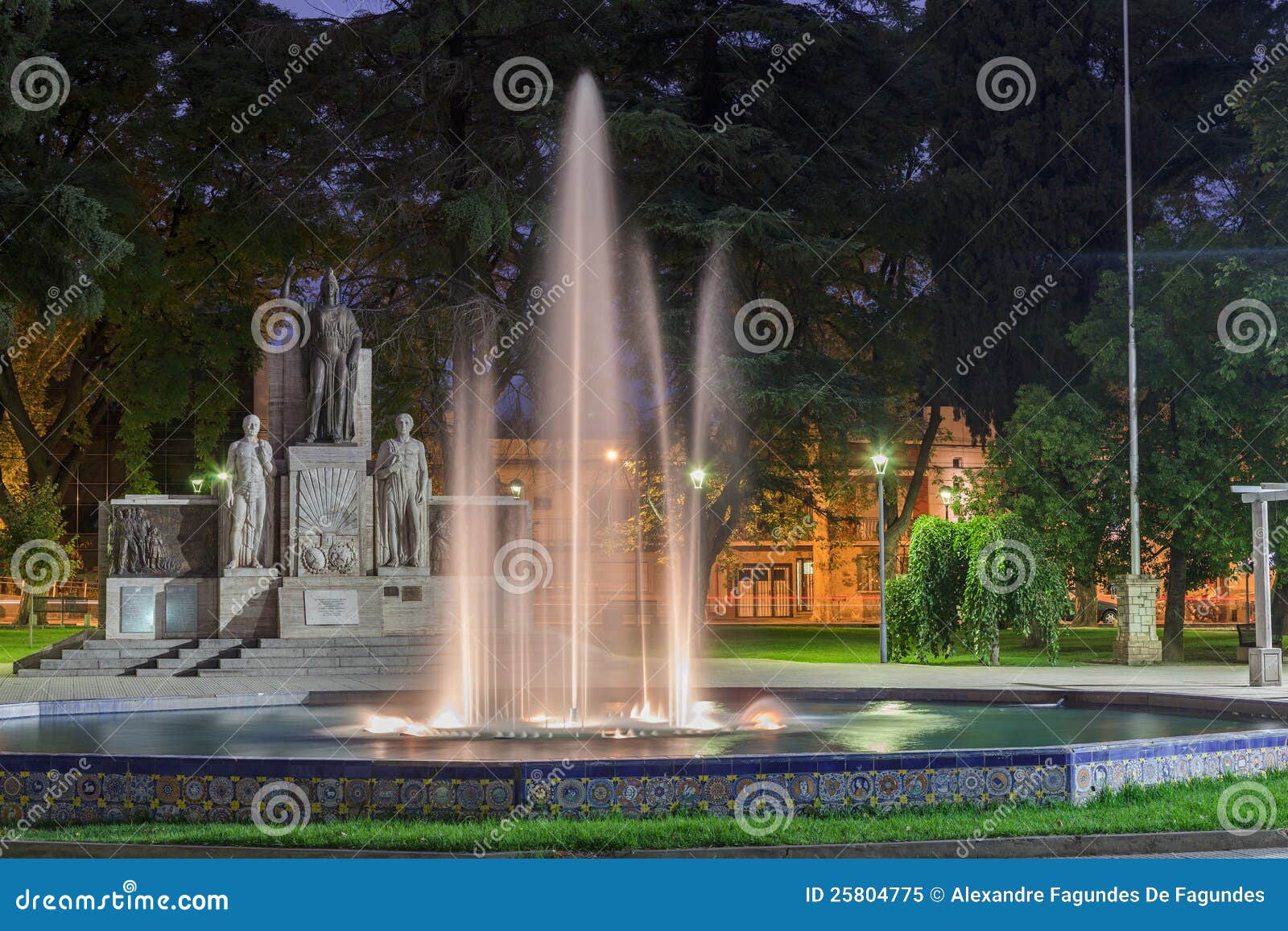 plaza italia mendoza argentina