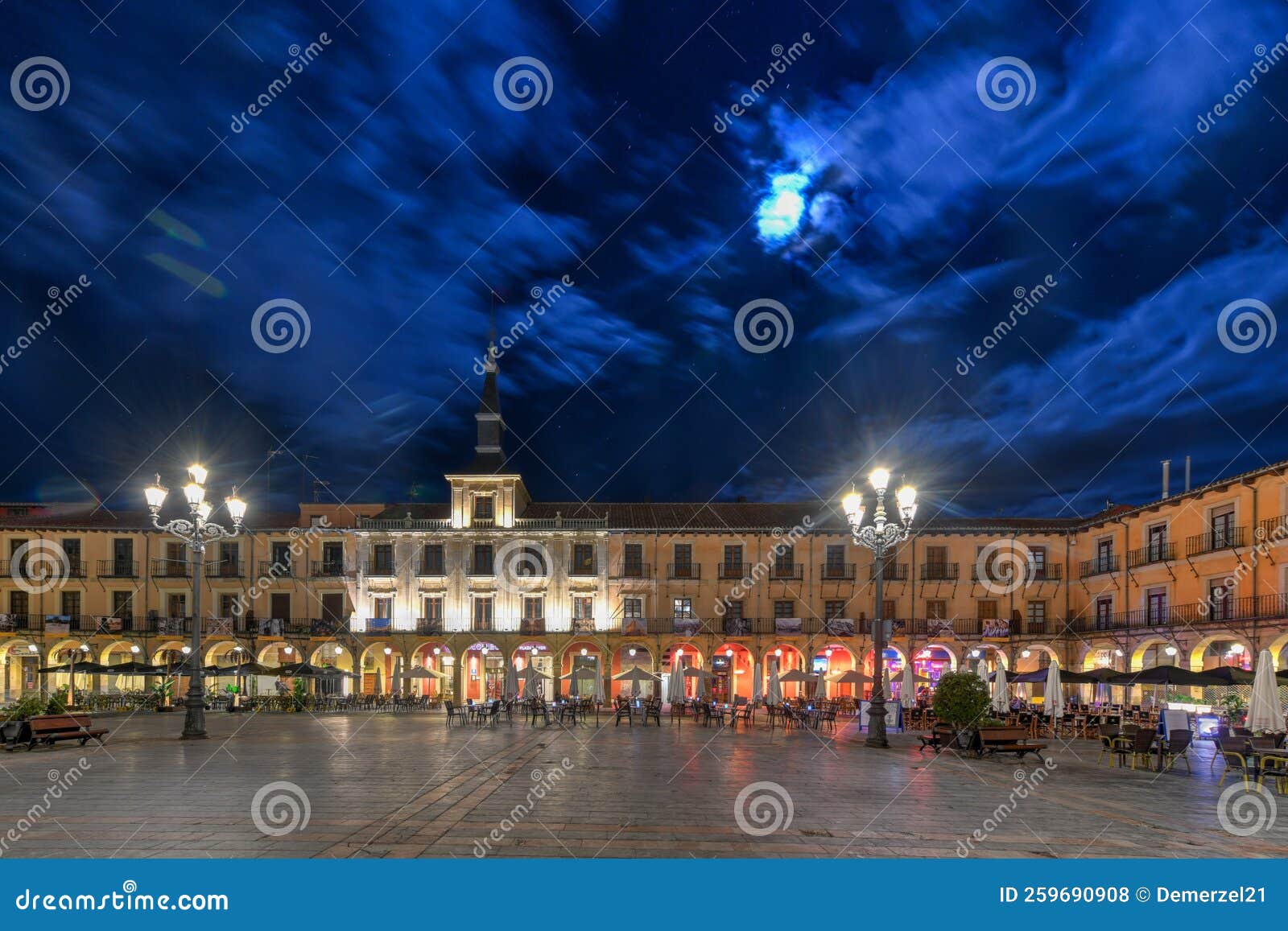 Plaza Mayor Leon, Spain stock photo. Image of europe 259690908
