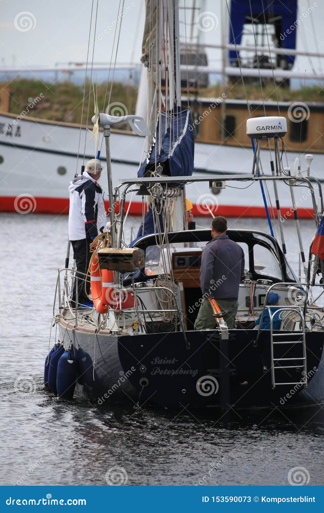 a yacht leaves the port p